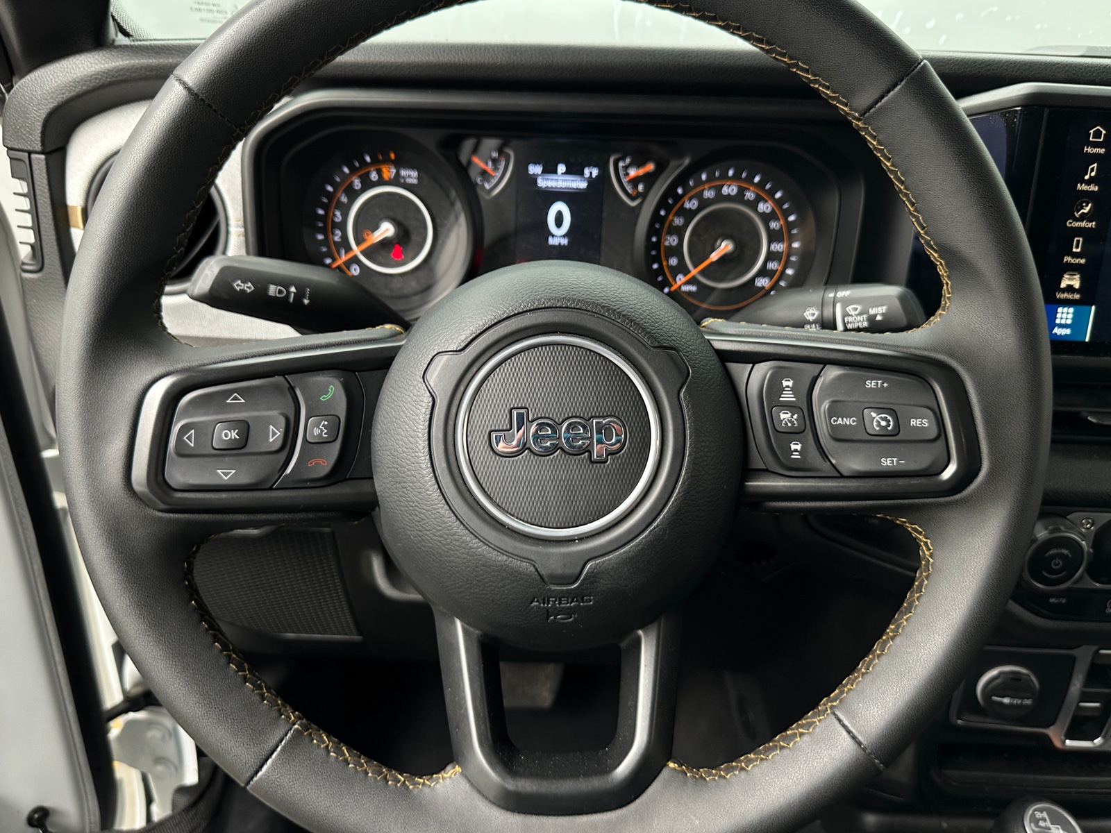 Thumbnail: 2025 Jeep Gladiator - 5