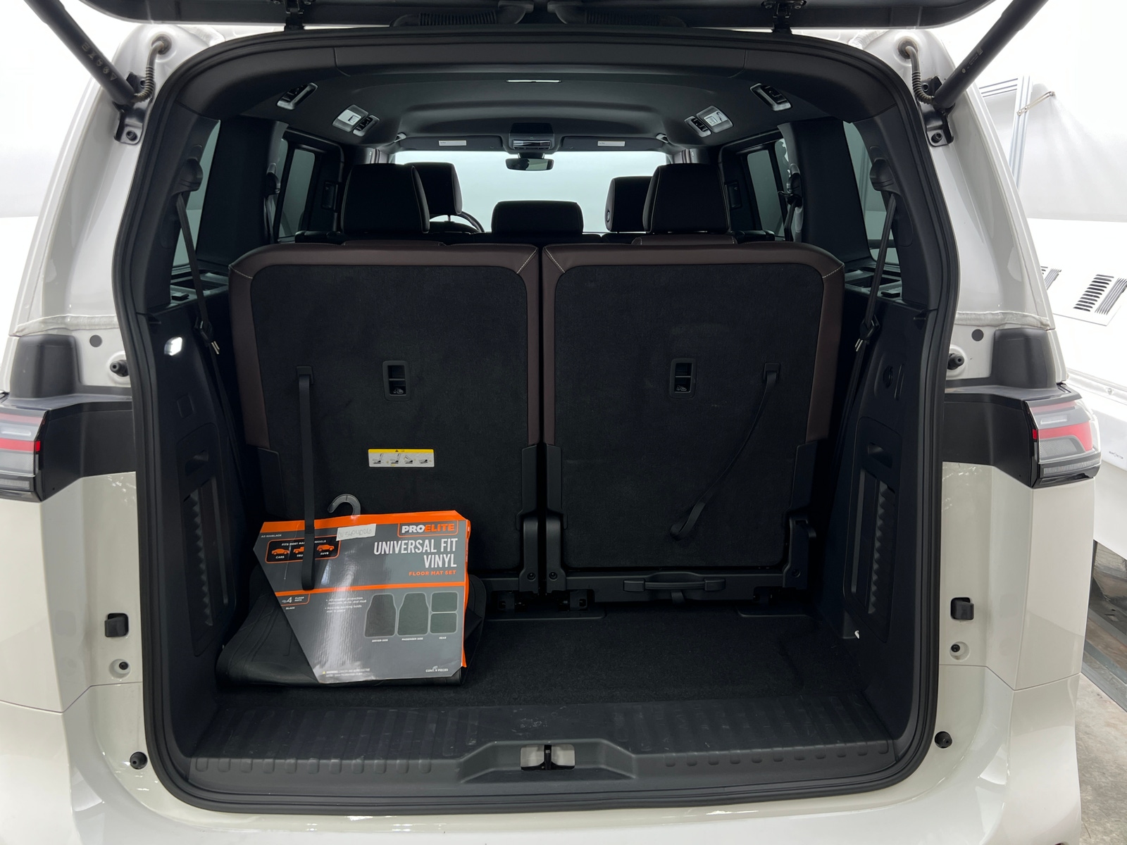 Thumbnail: 2025 Volkswagen ID.Buzz - 6