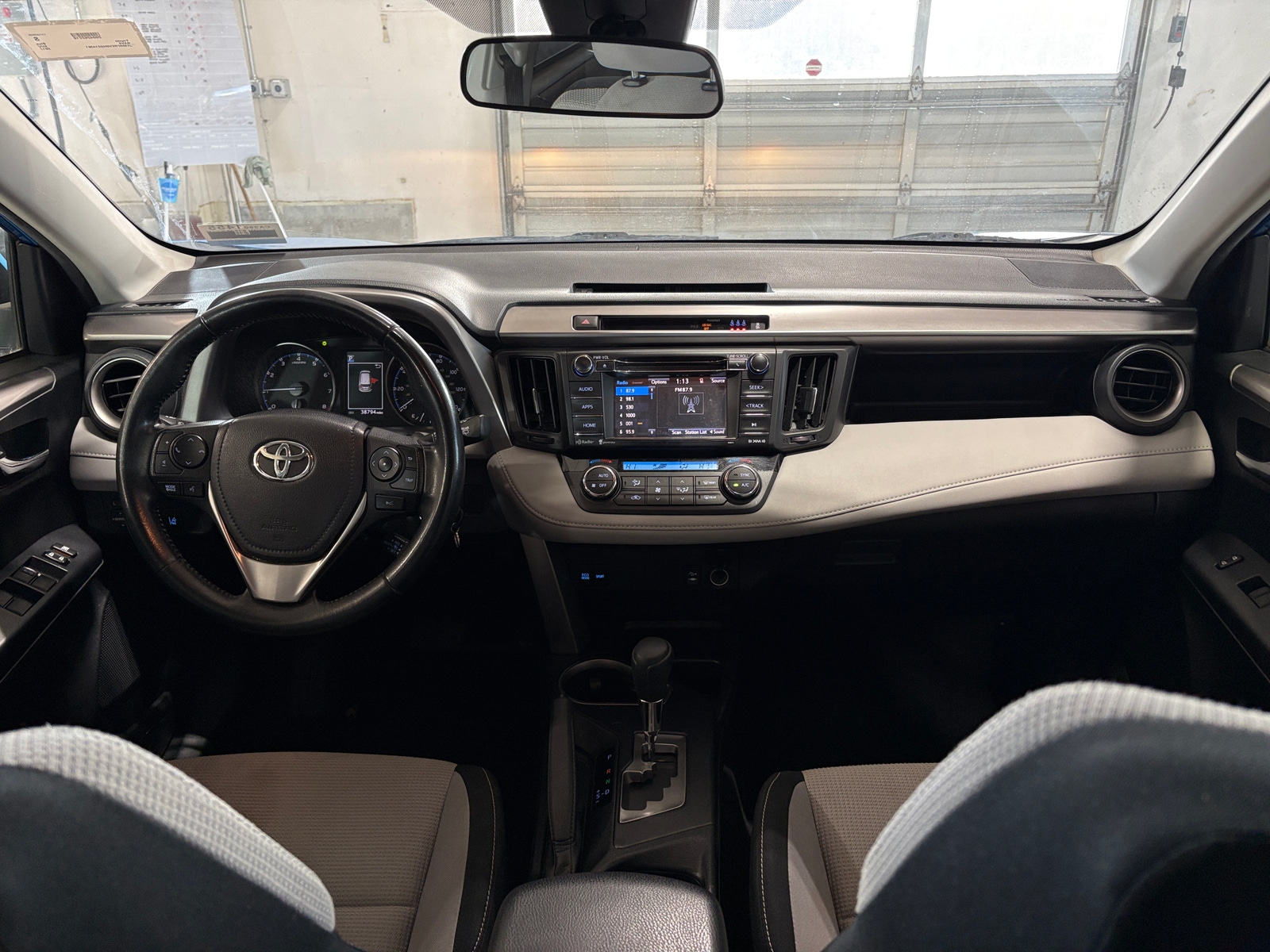 Thumbnail: 2017 Toyota RAV4 - 3