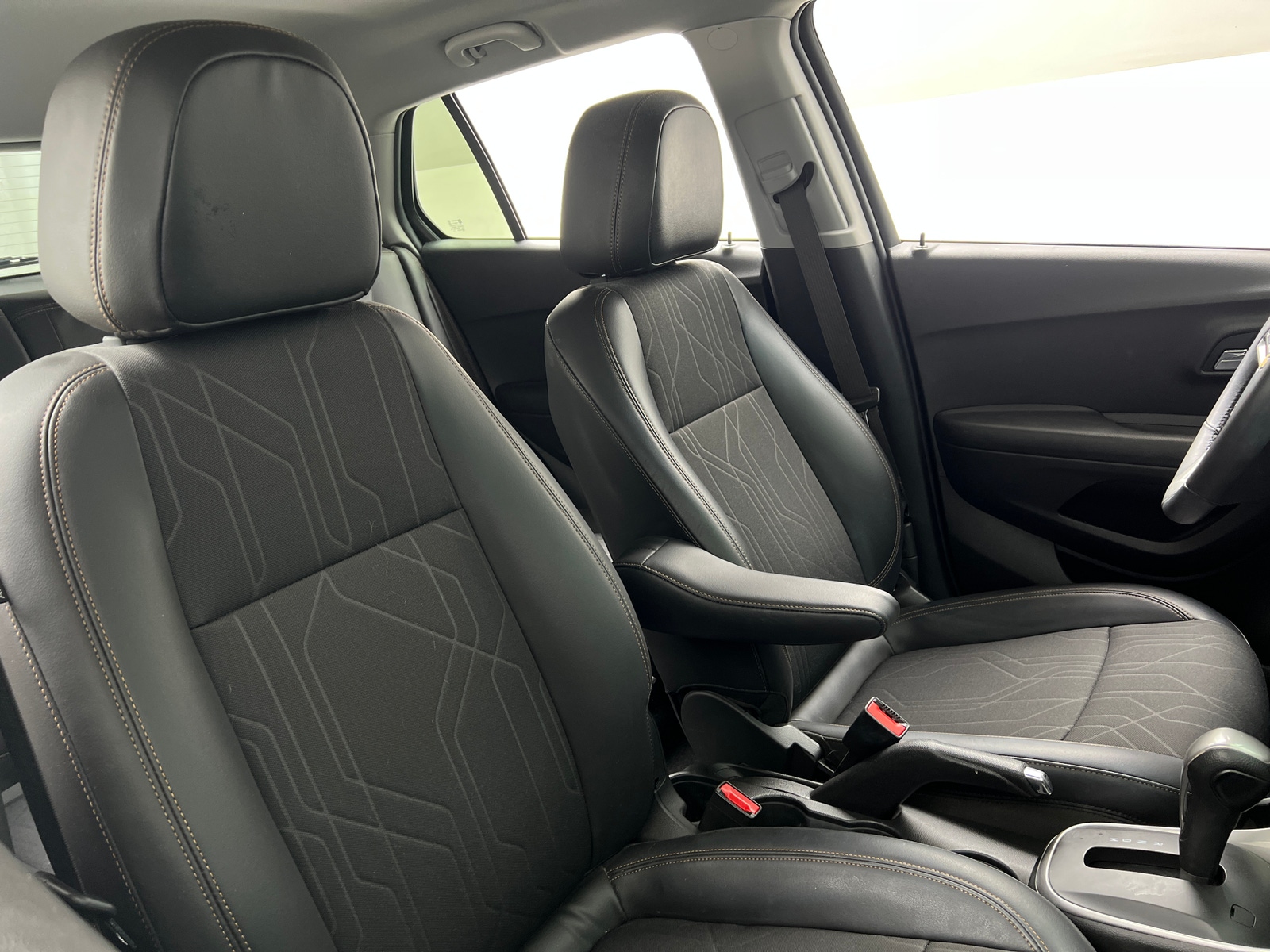 Thumbnail: 2020 Chevrolet Trax - 2