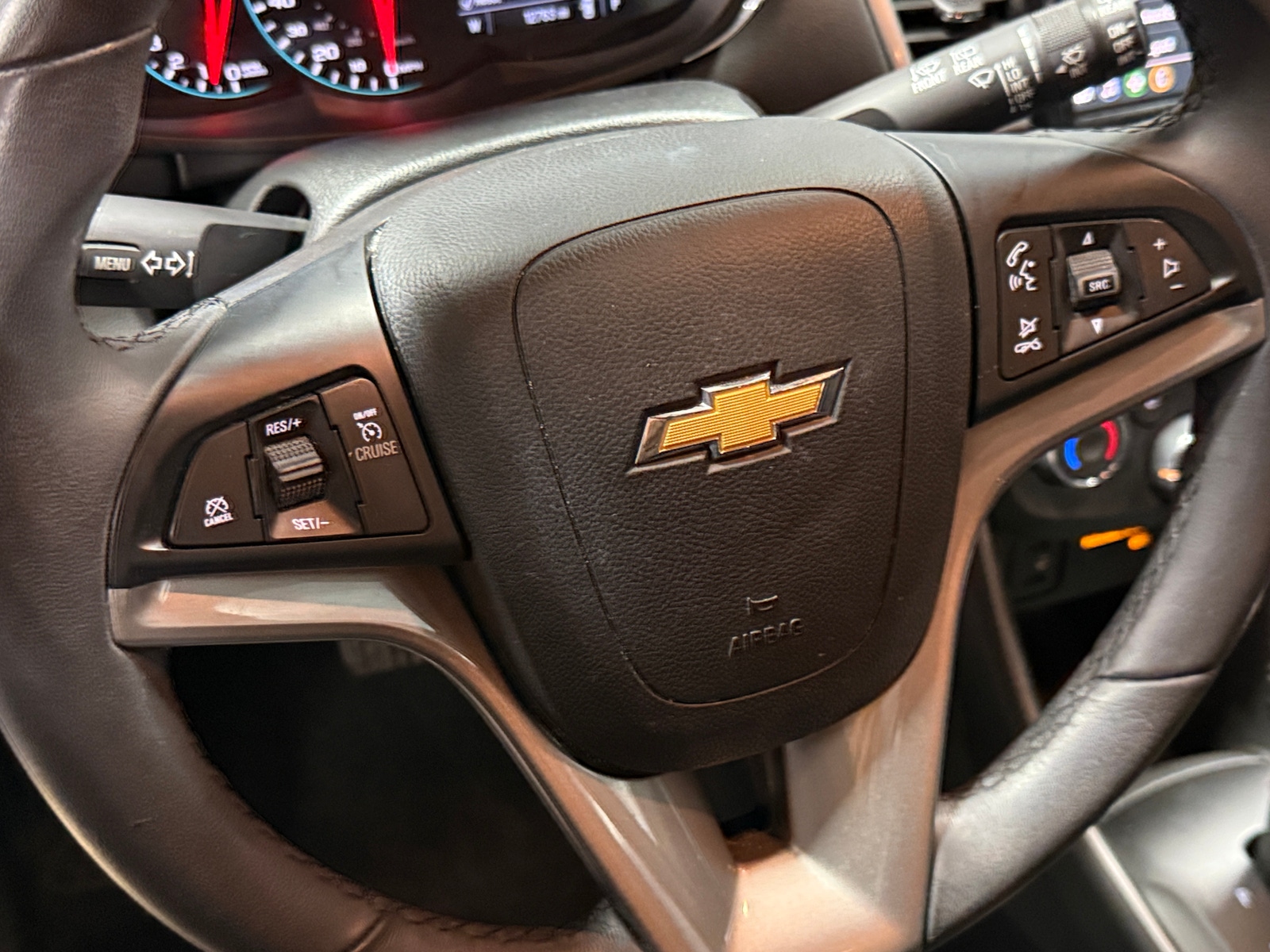 Thumbnail: 2020 Chevrolet Trax - 5