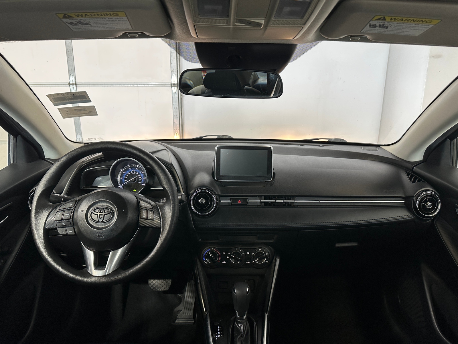 Thumbnail: 2017 Toyota Yaris iA - 3