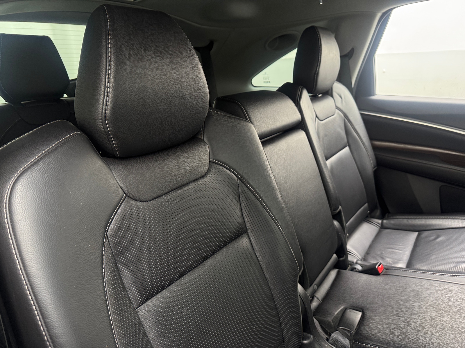 Thumbnail: 2020 Acura MDX - 5