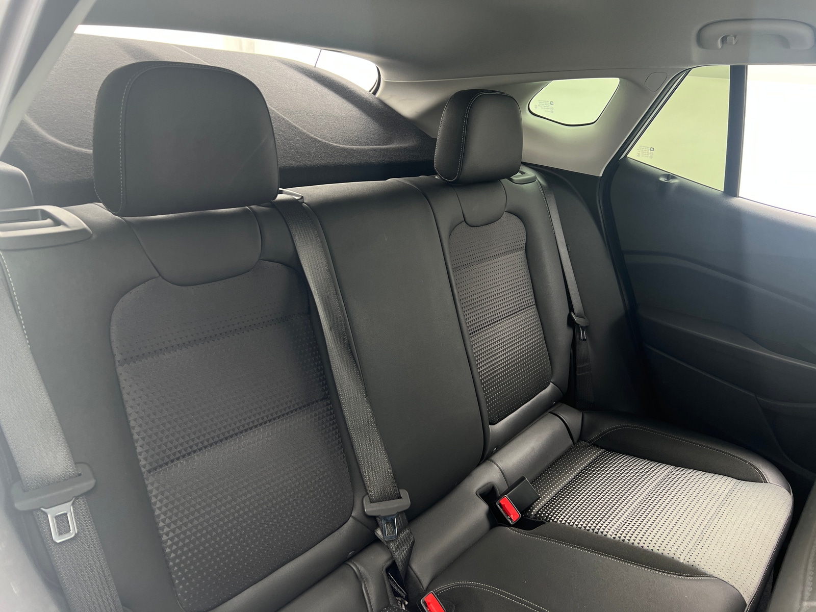 Thumbnail: 2025 Chevrolet Trax - 6