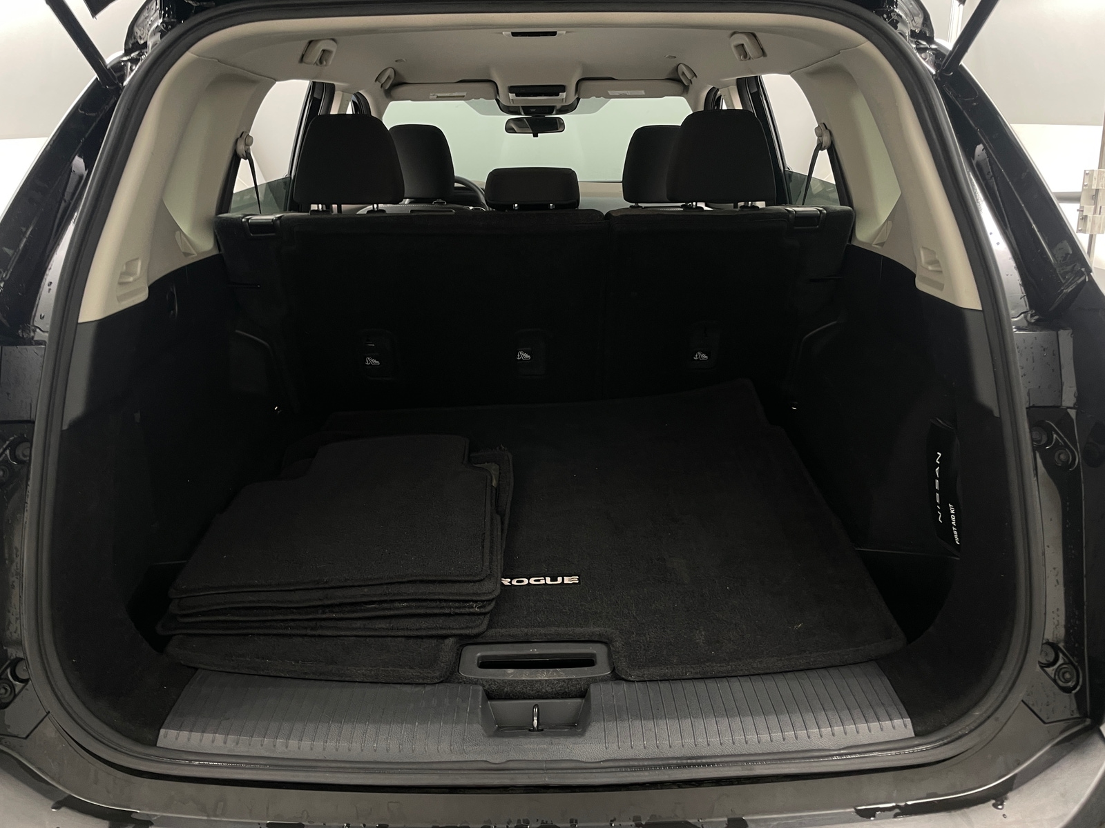 Thumbnail: 2022 Nissan Rogue - 7