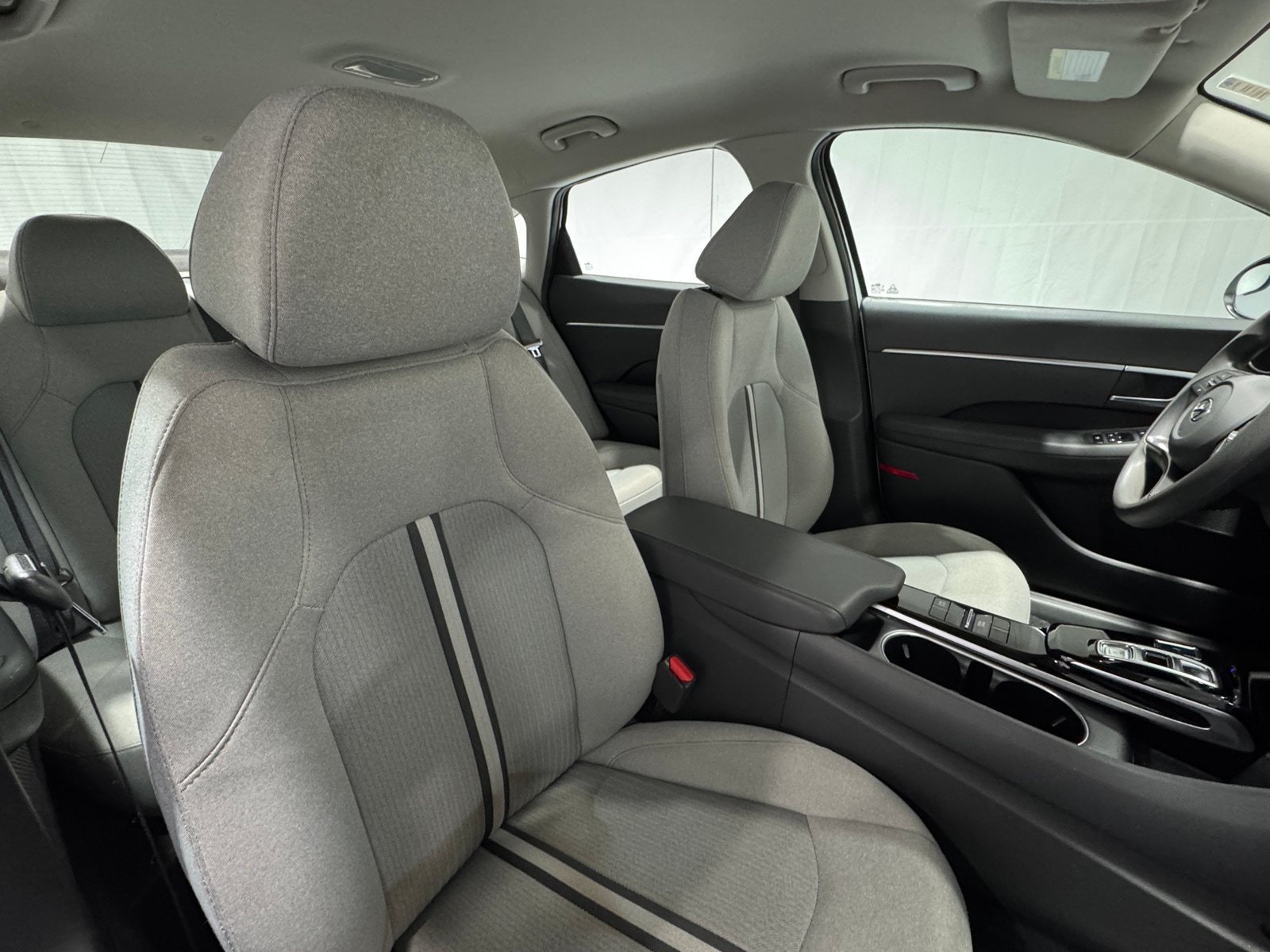 Thumbnail: 2022 Hyundai Sonata - 2