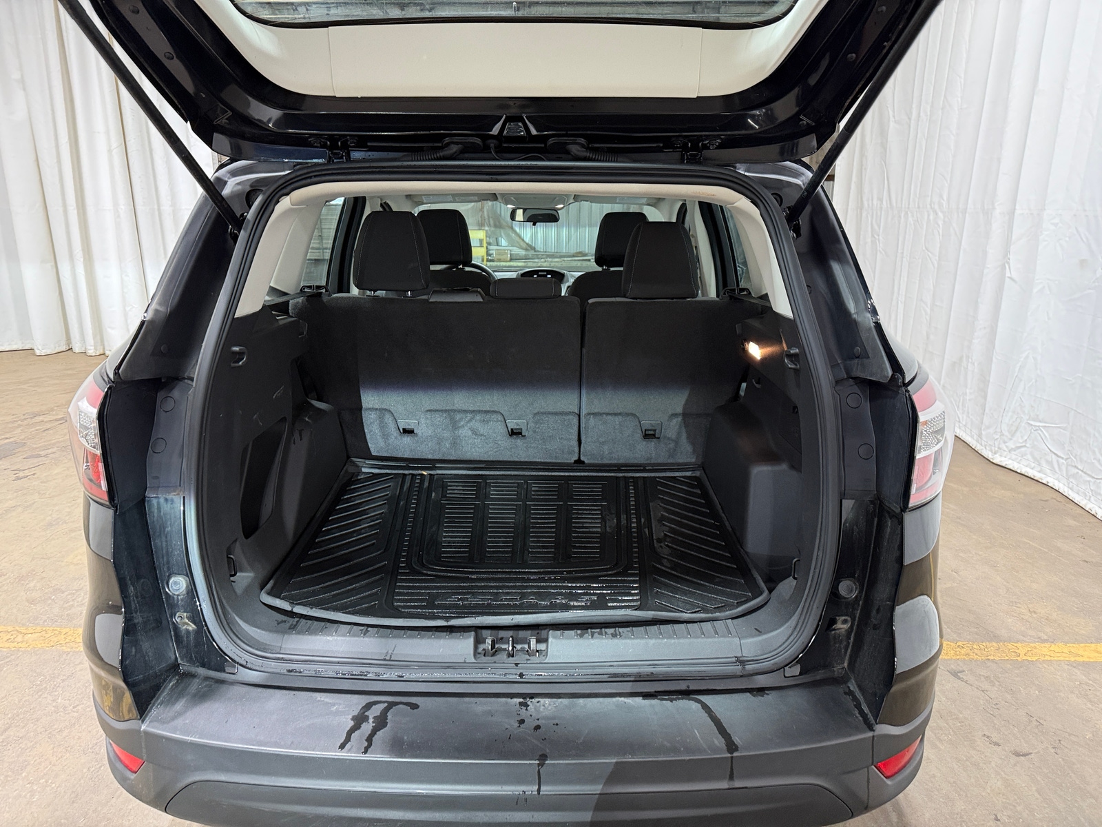 Thumbnail: 2017 Ford Escape - 7