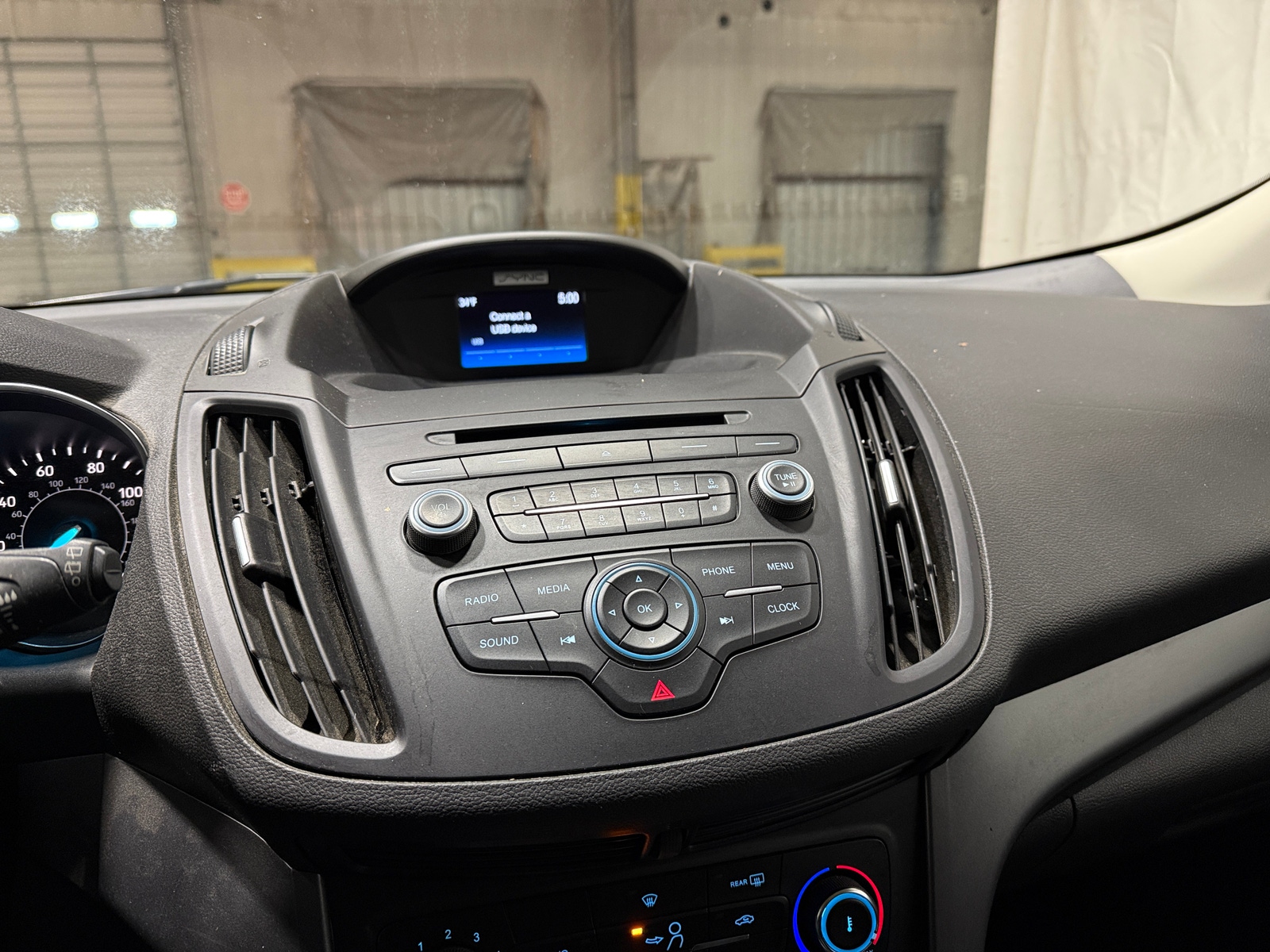 Thumbnail: 2017 Ford Escape - 4