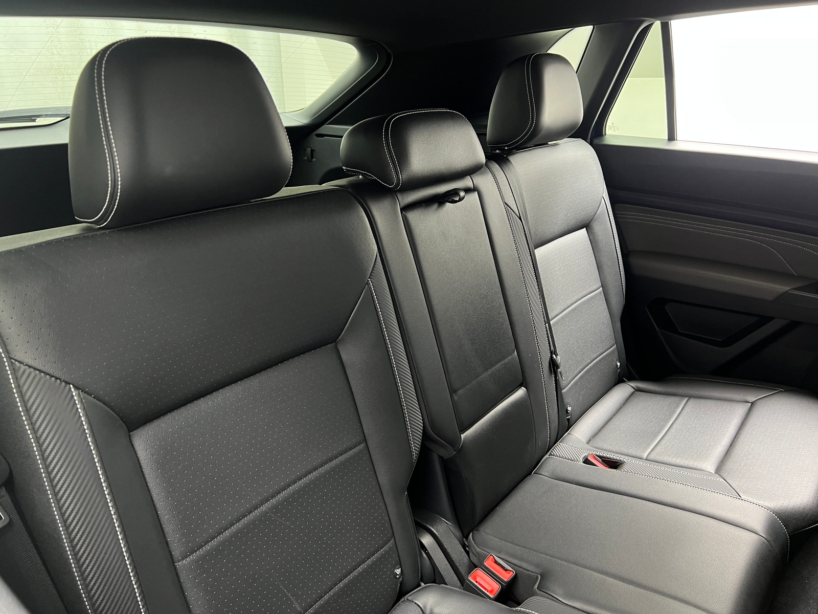 Thumbnail: 2022 Volkswagen Atlas - 5