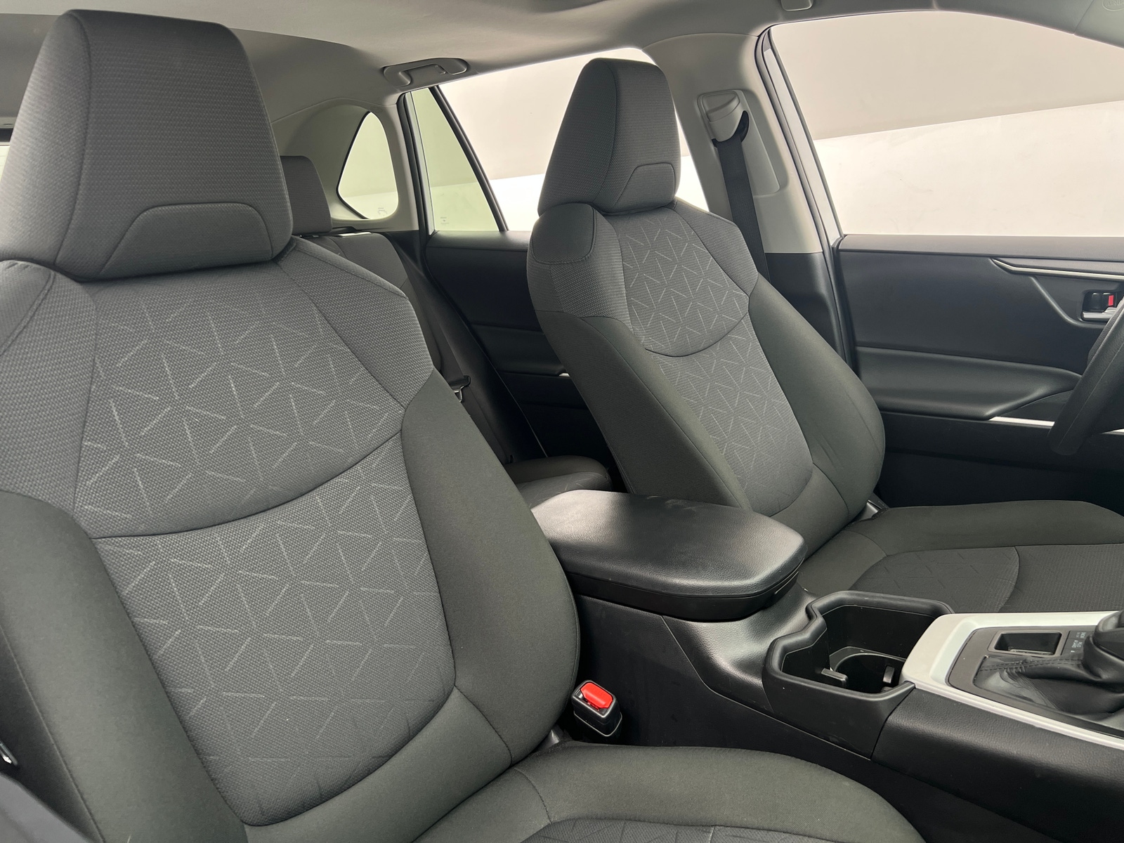 Thumbnail: 2025 Toyota RAV4 - 2