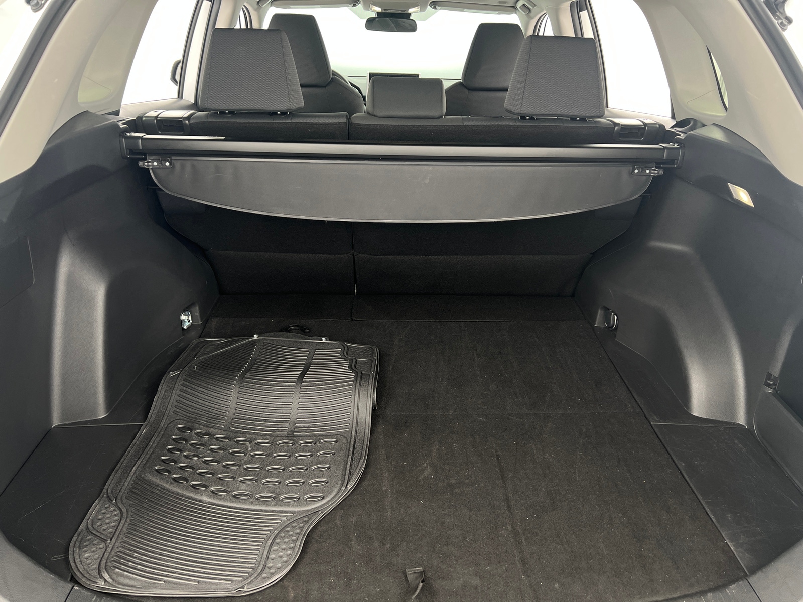 Thumbnail: 2025 Toyota RAV4 - 7