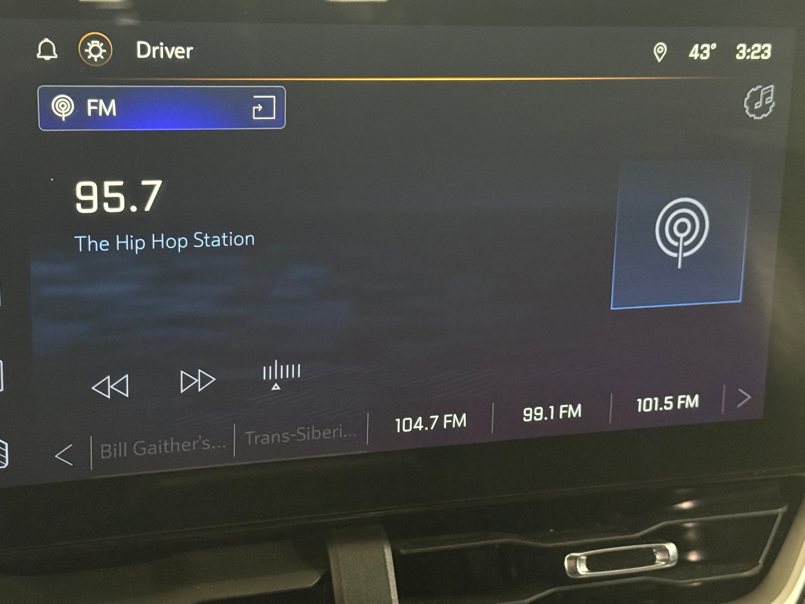 Thumbnail: 2025 Chevrolet Equinox - 4