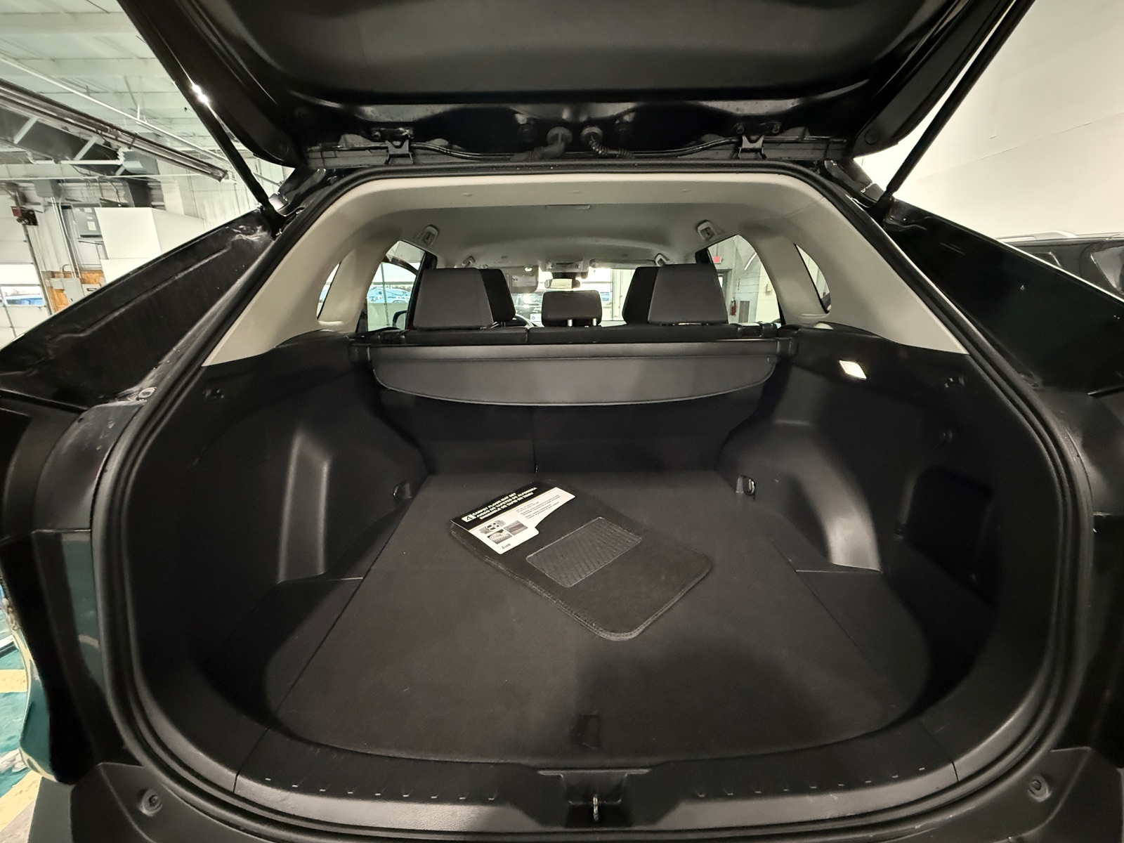 Thumbnail: 2025 Toyota RAV4 - 7