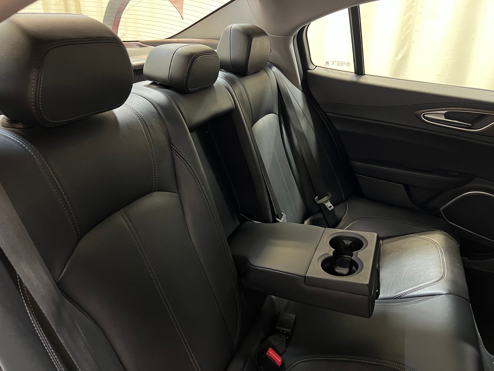 Thumbnail: 2019 Alfa Romeo Giulia - 5