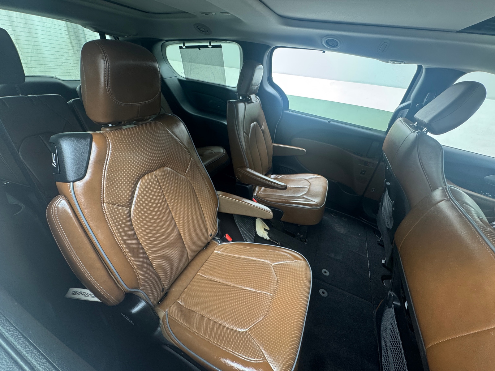 Thumbnail: 2018 Chrysler Pacifica - 5