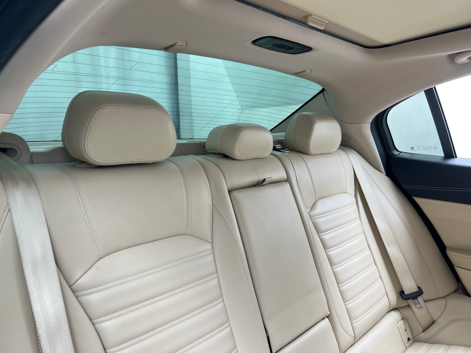 Thumbnail: 2017 Alfa Romeo Giulia - 5