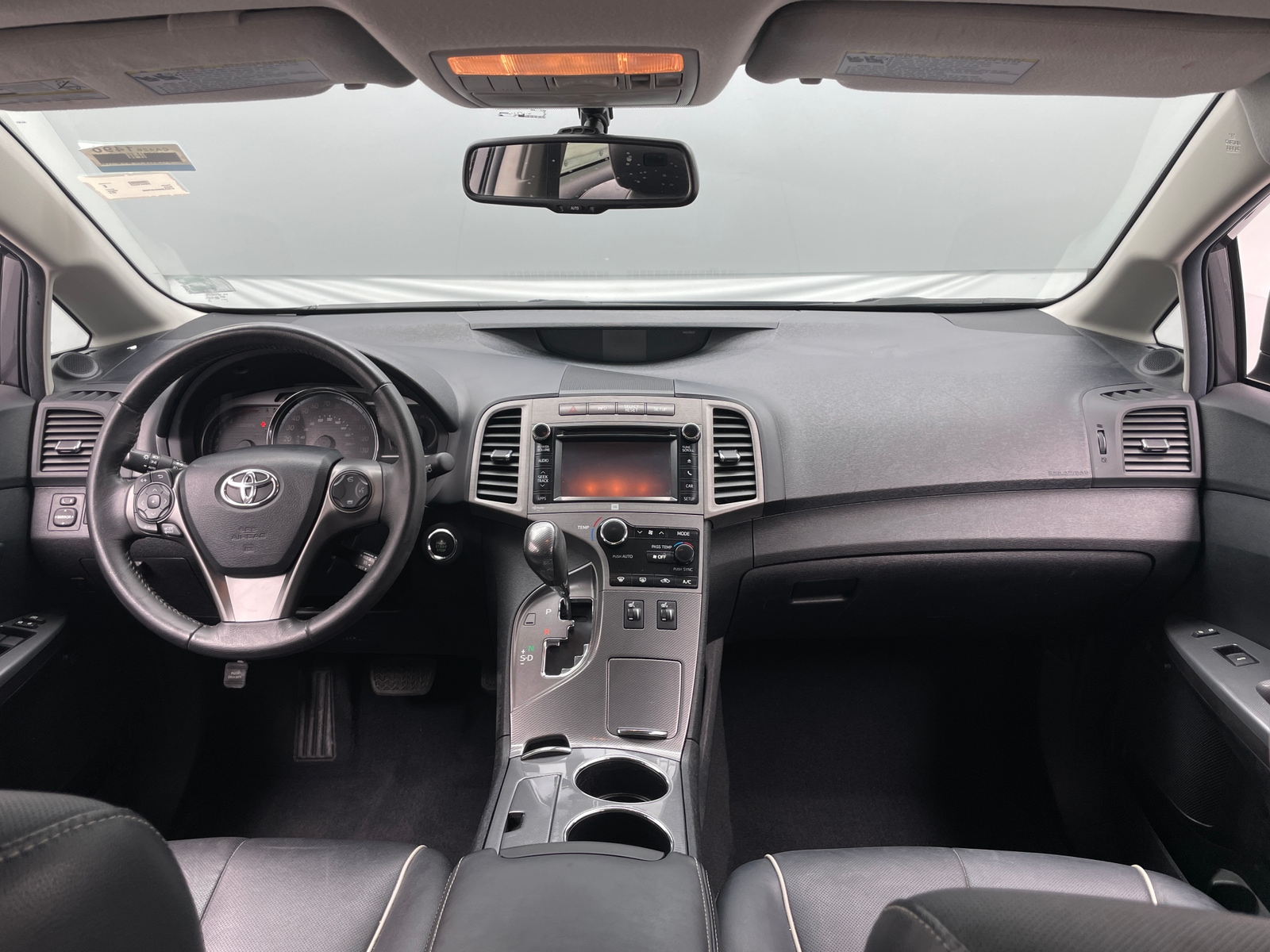 Thumbnail: 2013 Toyota Venza - 3