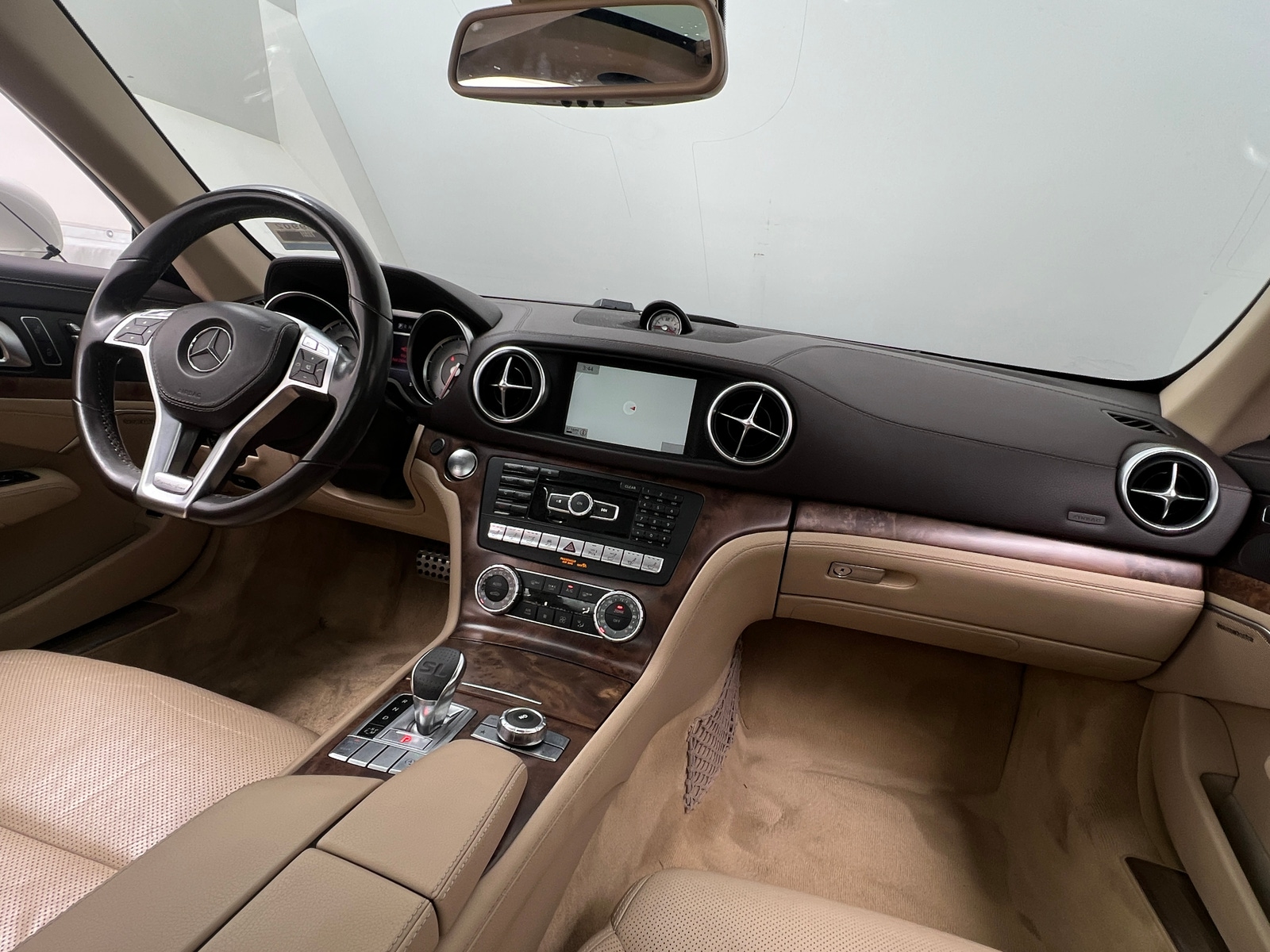 Thumbnail: 2016 Mercedes-Benz SL-Class - 2