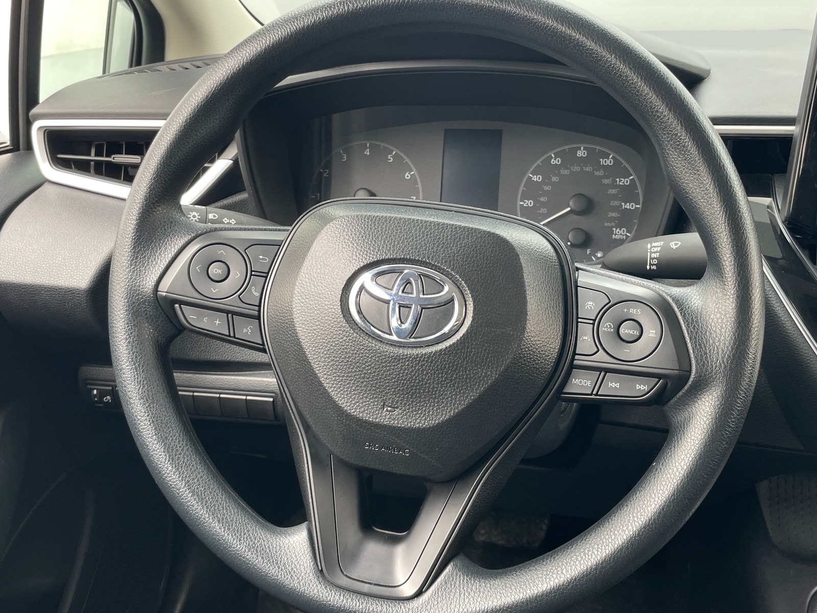 Thumbnail: 2025 Toyota Corolla - 5