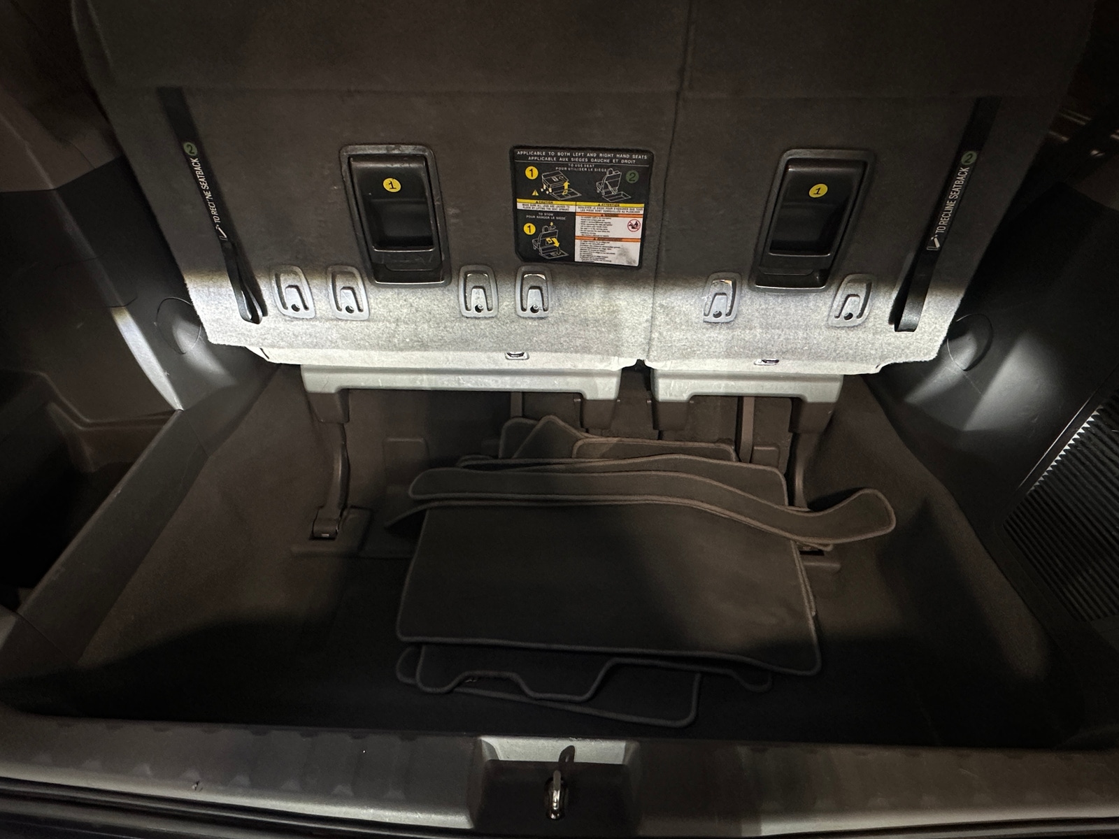 Thumbnail: 2020 Toyota Sienna - 6