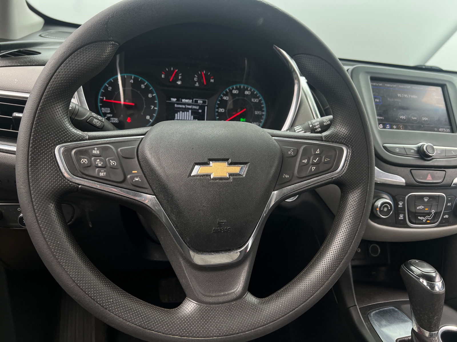 Thumbnail: 2020 Chevrolet Equinox - 5