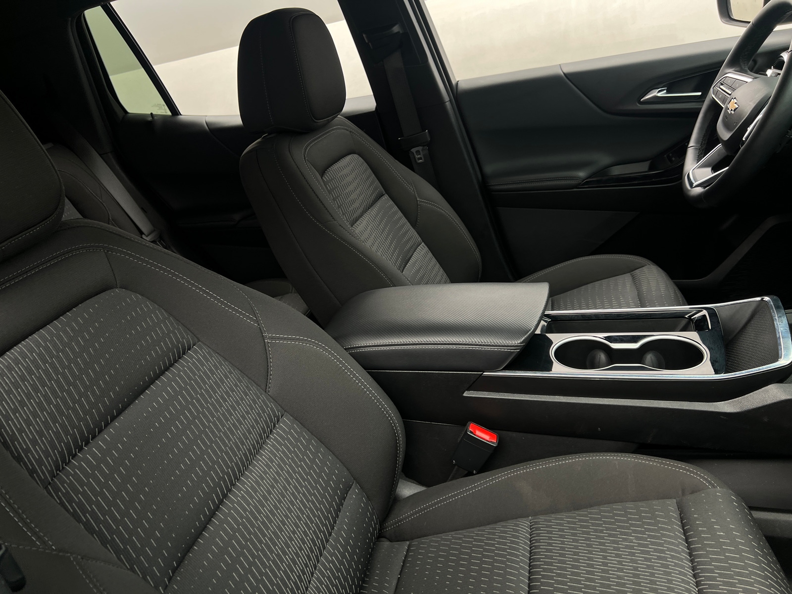 Thumbnail: 2025 Chevrolet Equinox - 2