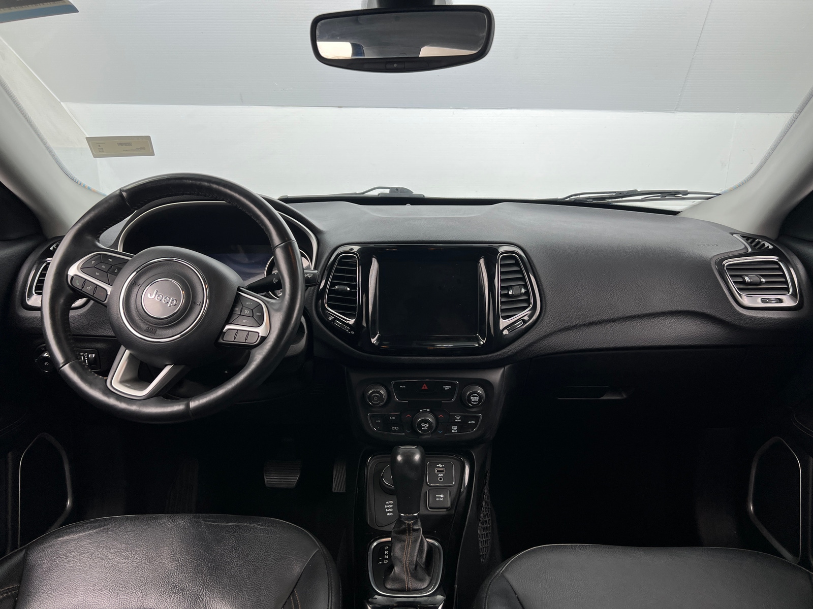 Thumbnail: 2019 Jeep Compass - 2