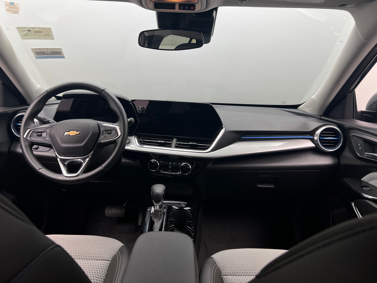 Thumbnail: 2025 Chevrolet Trax - 3