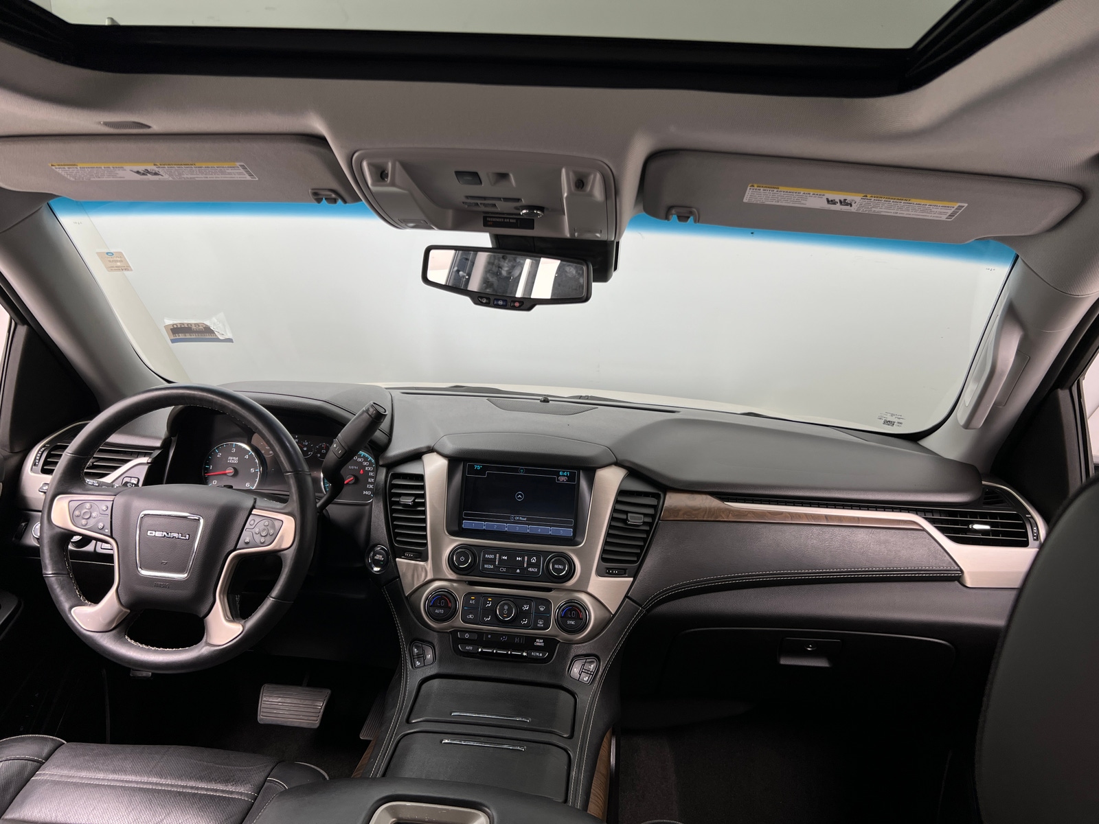 Thumbnail: 2018 GMC Yukon - 2