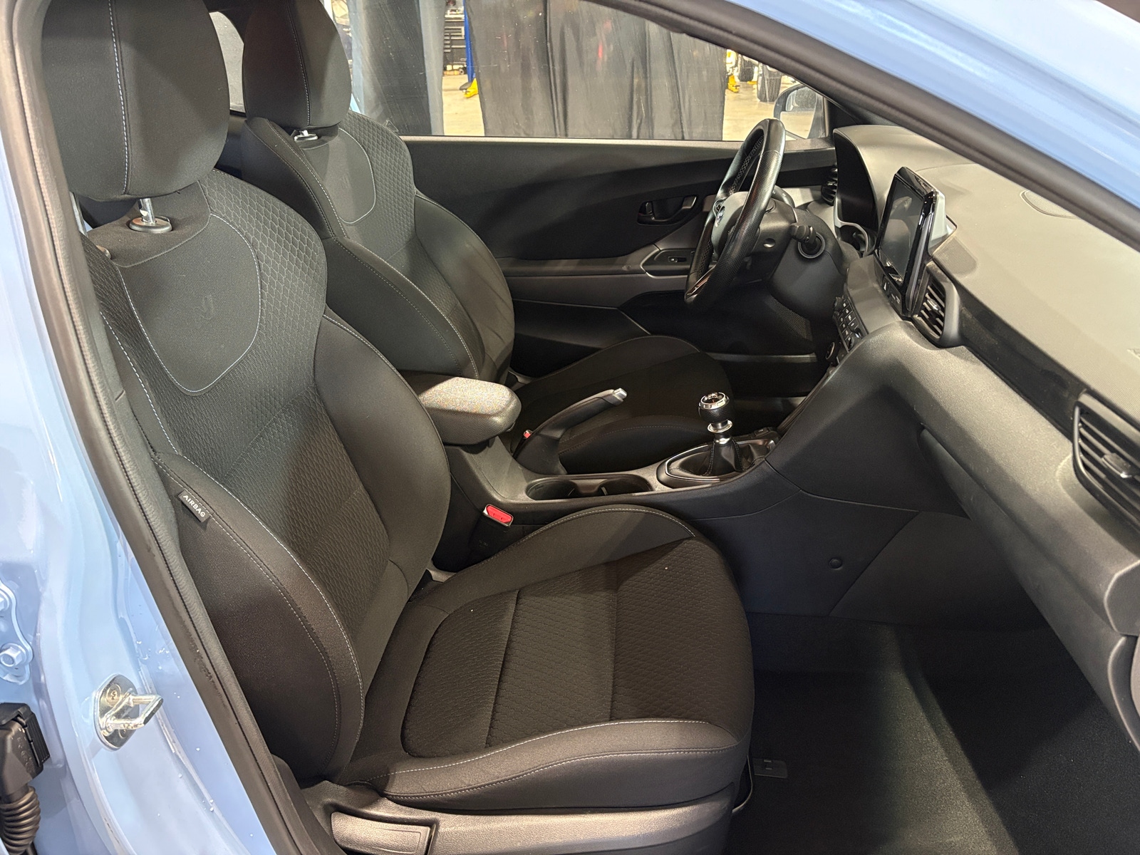 Thumbnail: 2020 Hyundai Veloster - 2