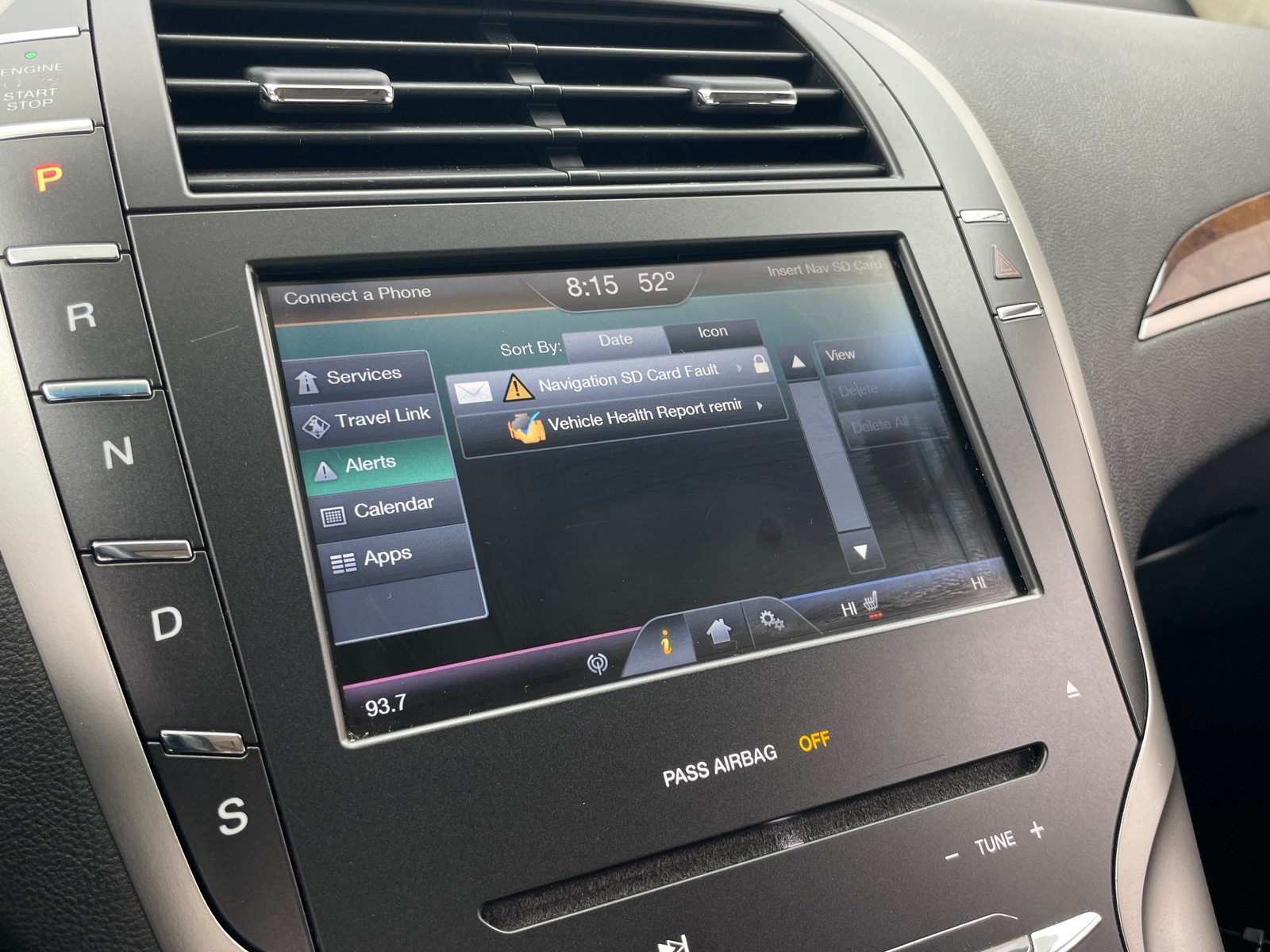 Thumbnail: 2013 Lincoln MKZ - 3