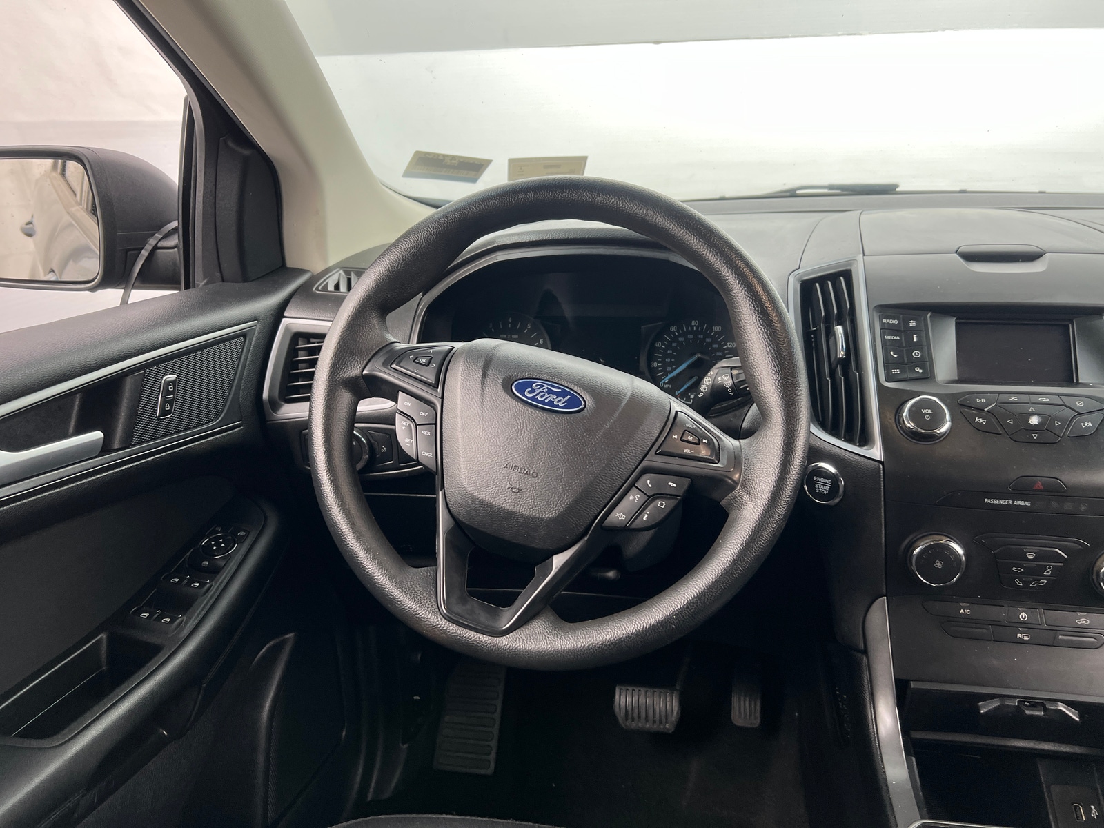 Thumbnail: 2019 Ford Edge - 5