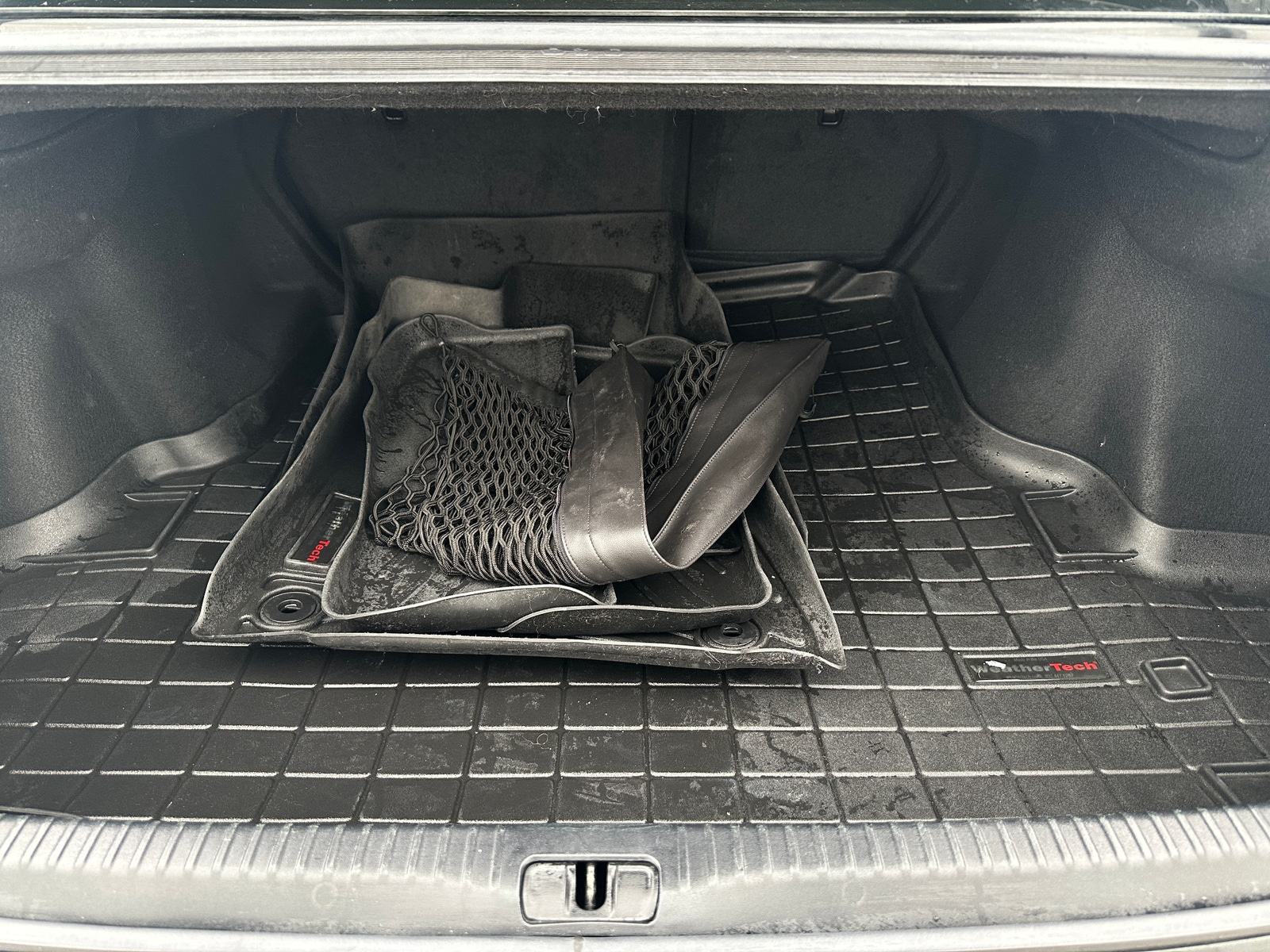 Thumbnail: 2020 Lexus RC - 4