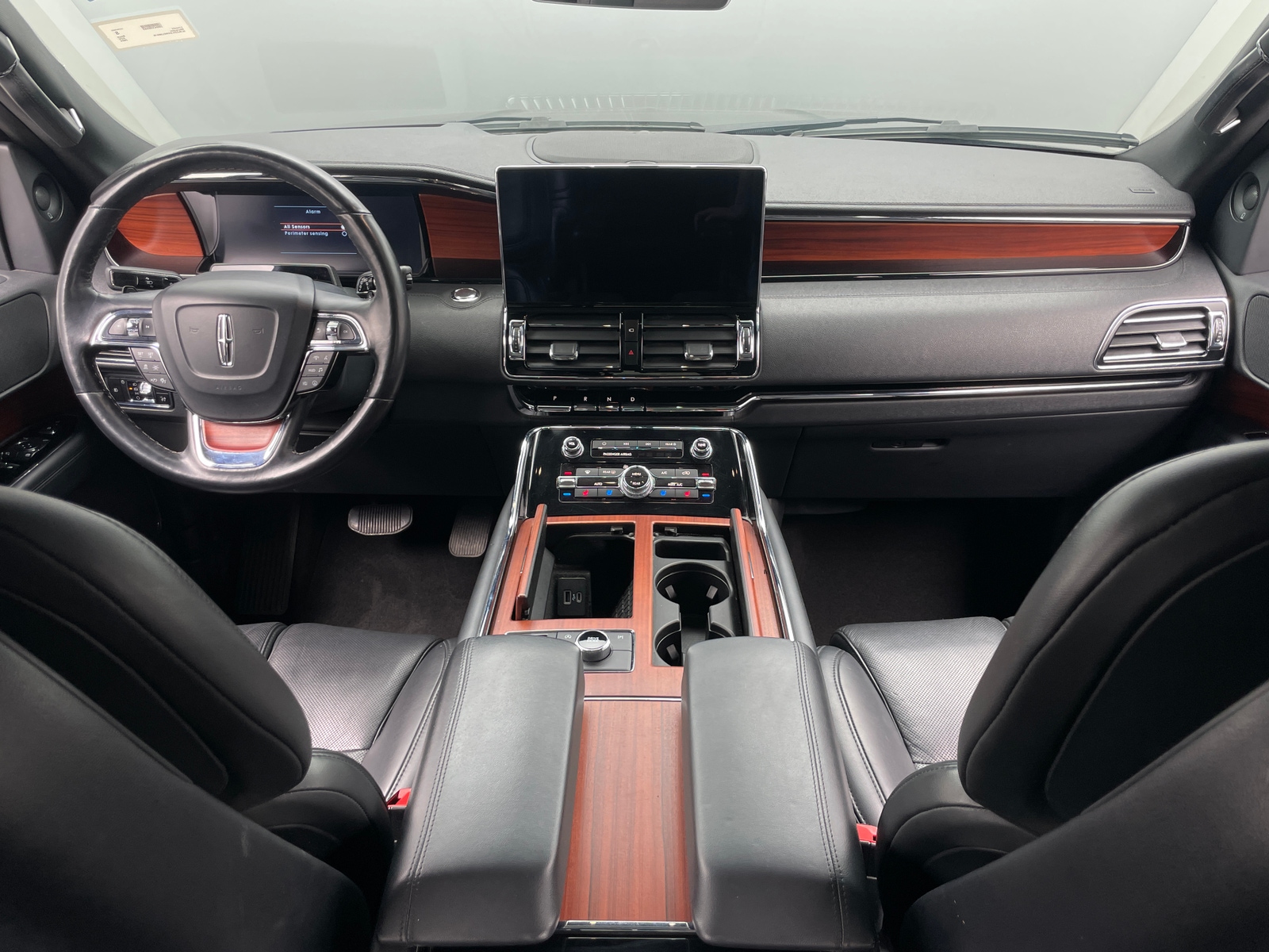 Thumbnail: 2024 Lincoln Navigator - 2