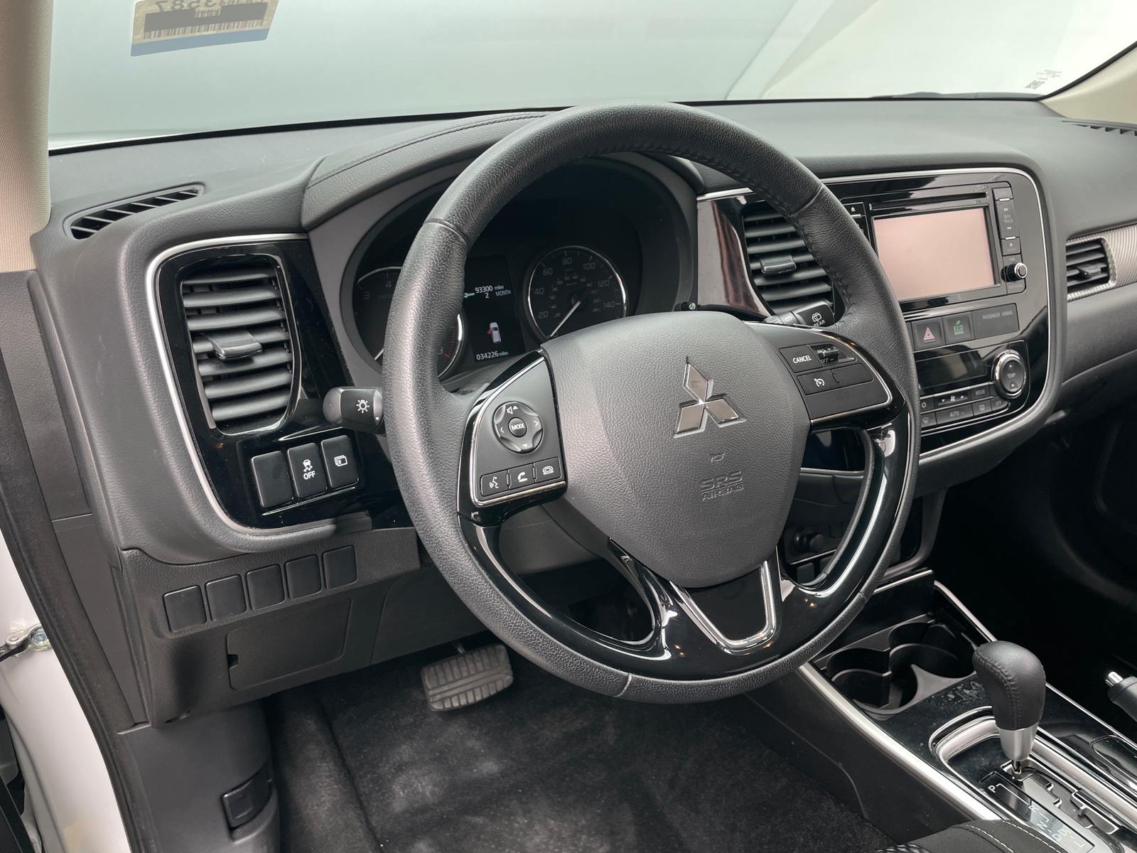 Thumbnail: 2017 Mitsubishi Outlander - 5