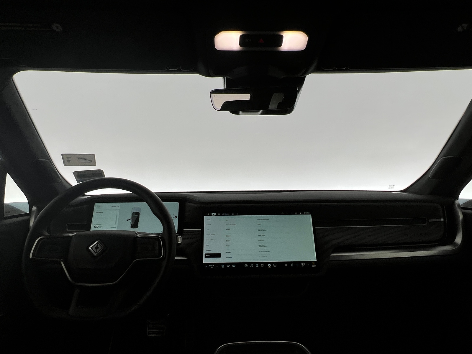 Thumbnail: 2022 Rivian R1S - 2