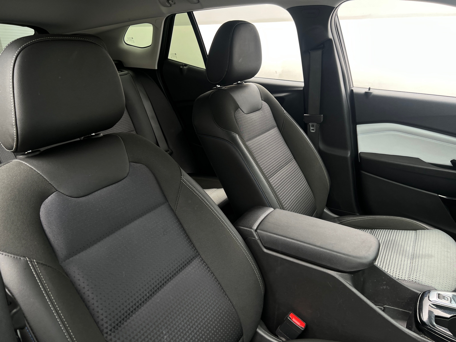 Thumbnail: 2025 Chevrolet Trax - 2