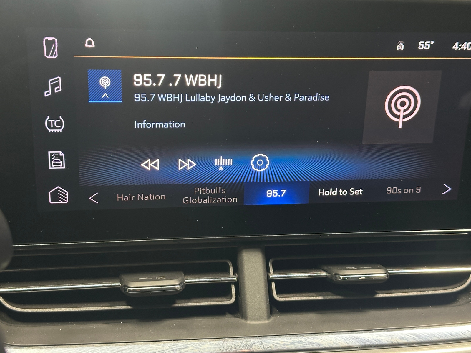 Thumbnail: 2025 Chevrolet Trax - 4