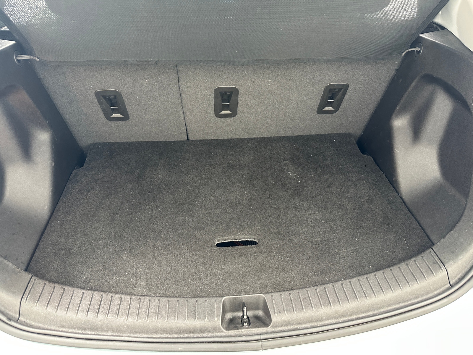 Thumbnail: 2023 Chevrolet Bolt EV - 6