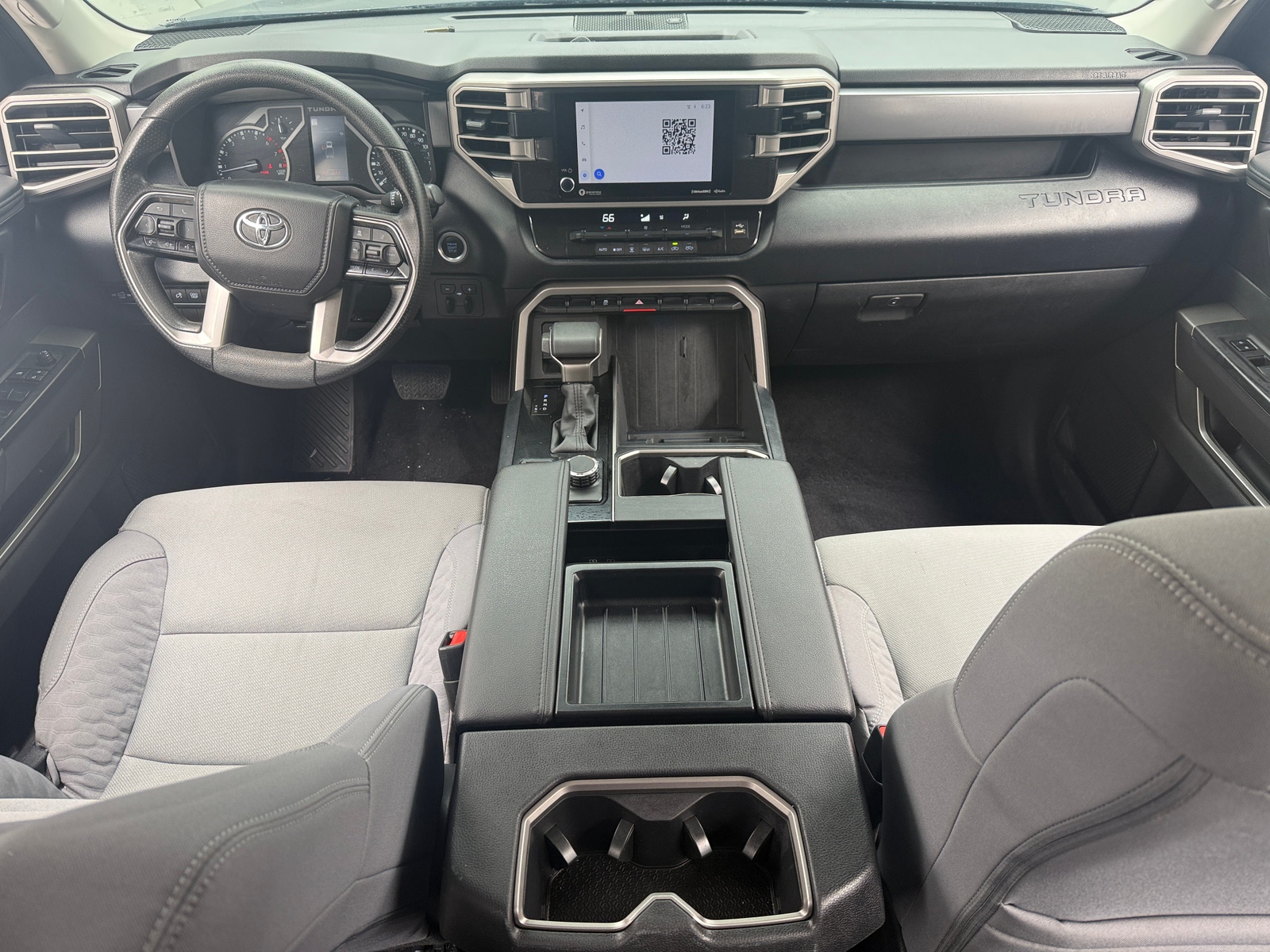 Thumbnail: 2024 Toyota Tundra - 3