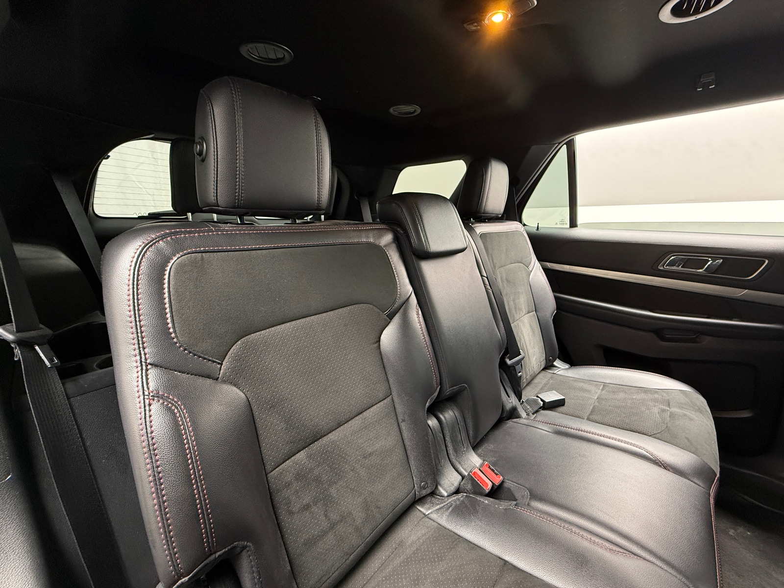 Thumbnail: 2018 Ford Explorer - 6