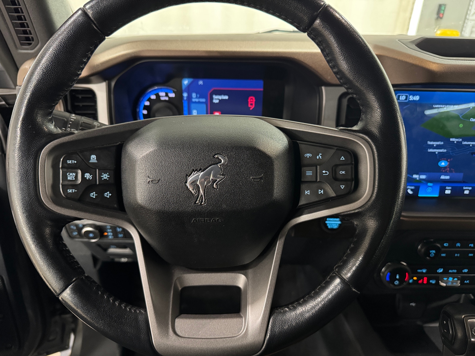 Thumbnail: 2022 Ford Bronco - 5