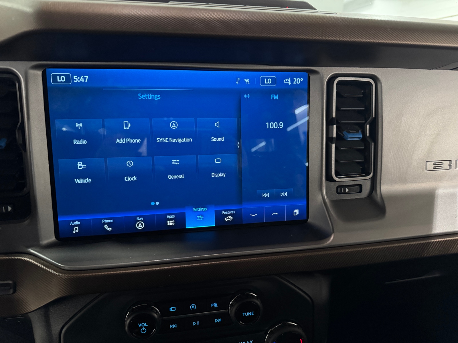 Thumbnail: 2022 Ford Bronco - 4