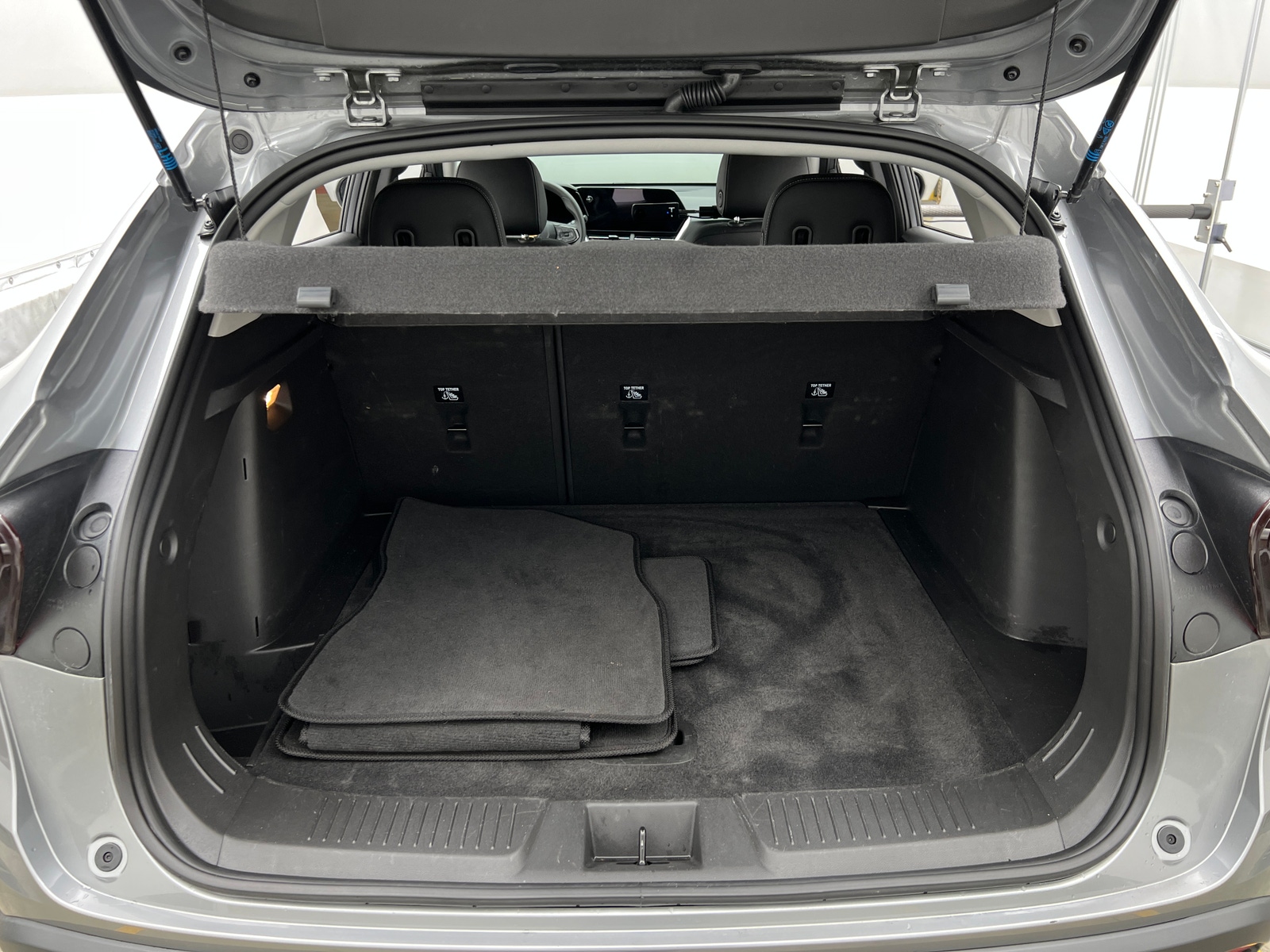 Thumbnail: 2025 Chevrolet Trax - 7