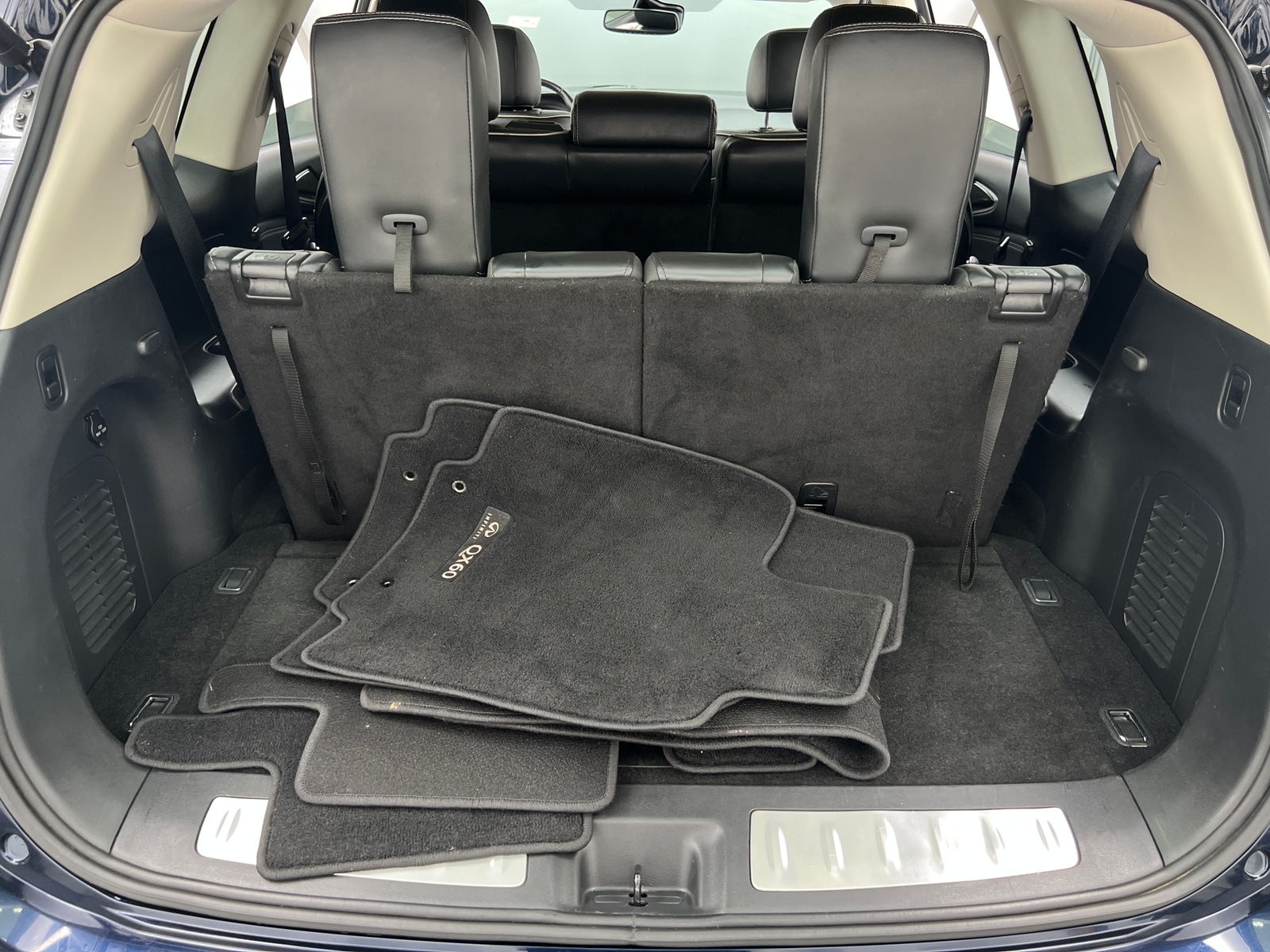 Thumbnail: 2019 INFINITI QX60 - 6