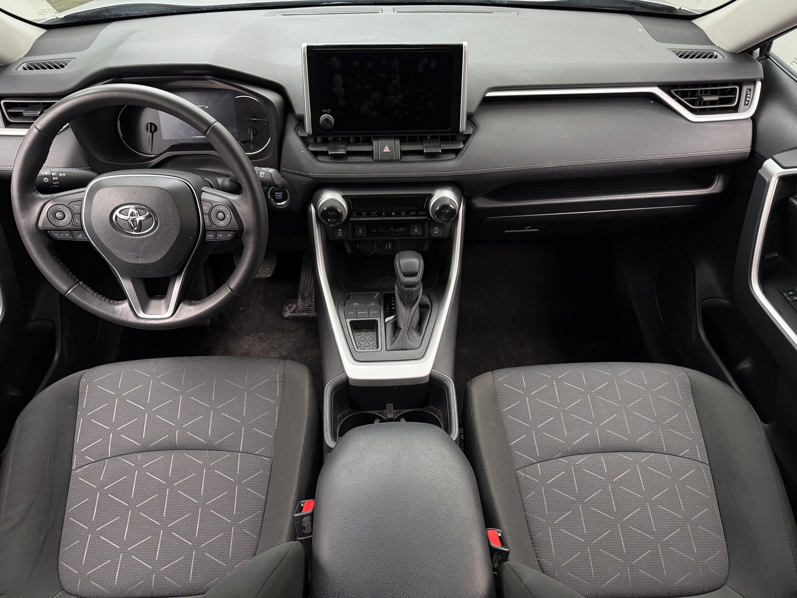 Thumbnail: 2025 Toyota RAV4 - 3