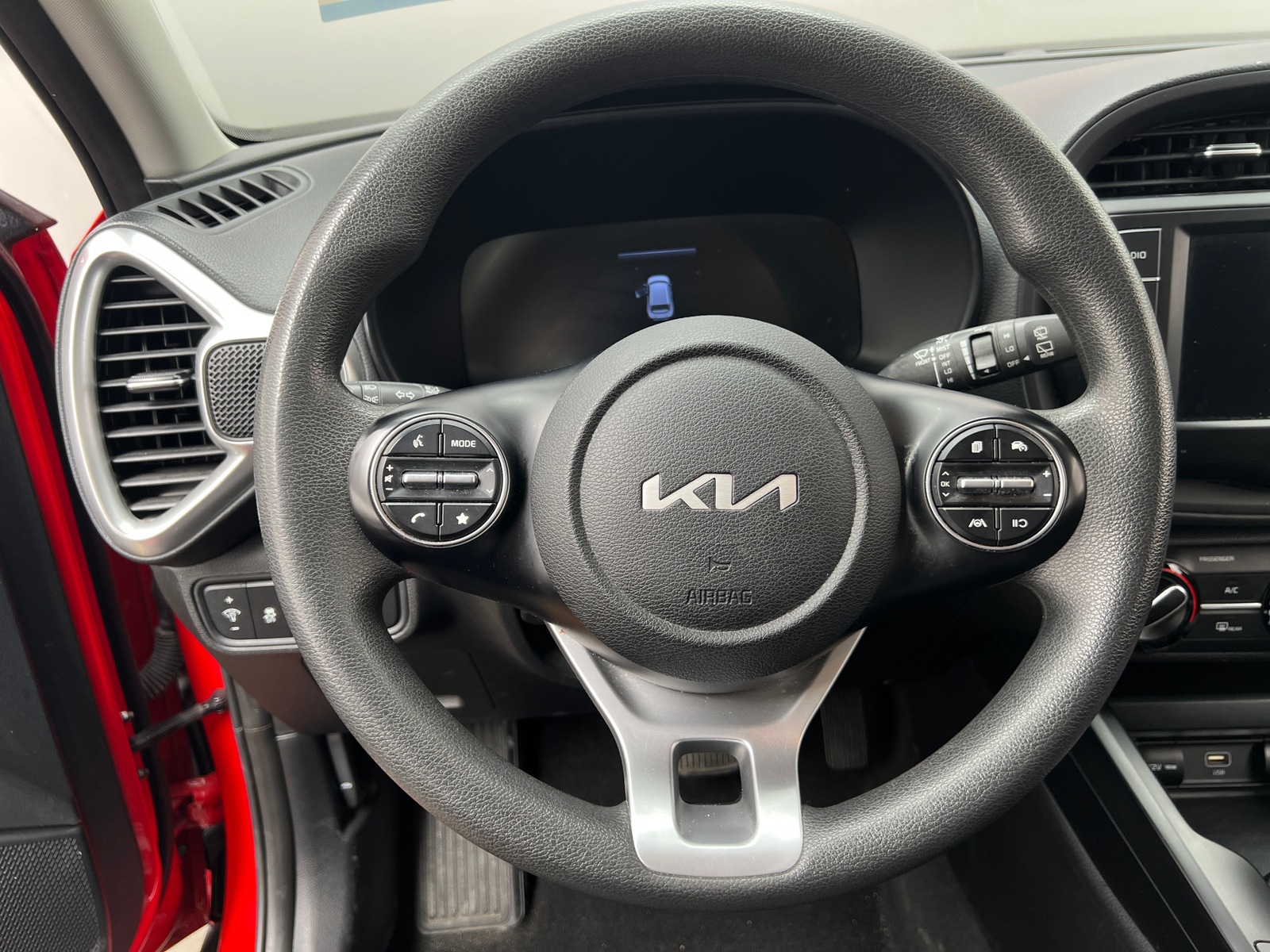 Thumbnail: 2023 Kia Soul - 5