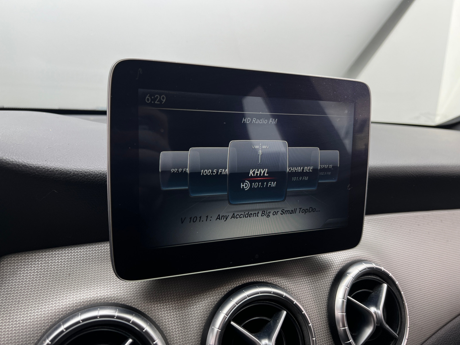 Thumbnail: 2018 Mercedes-Benz CLA - 2