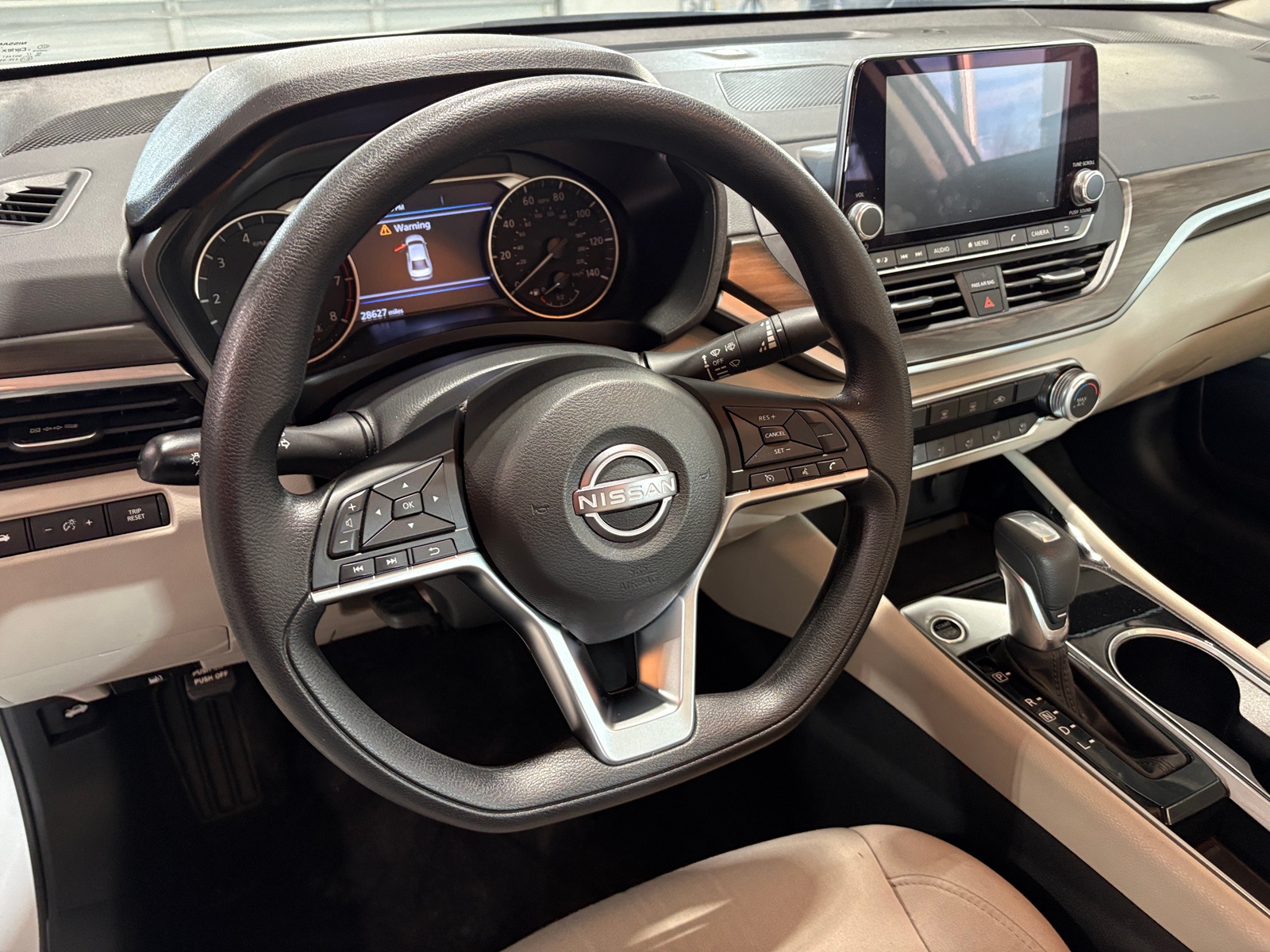 Thumbnail: 2024 Nissan Altima - 5