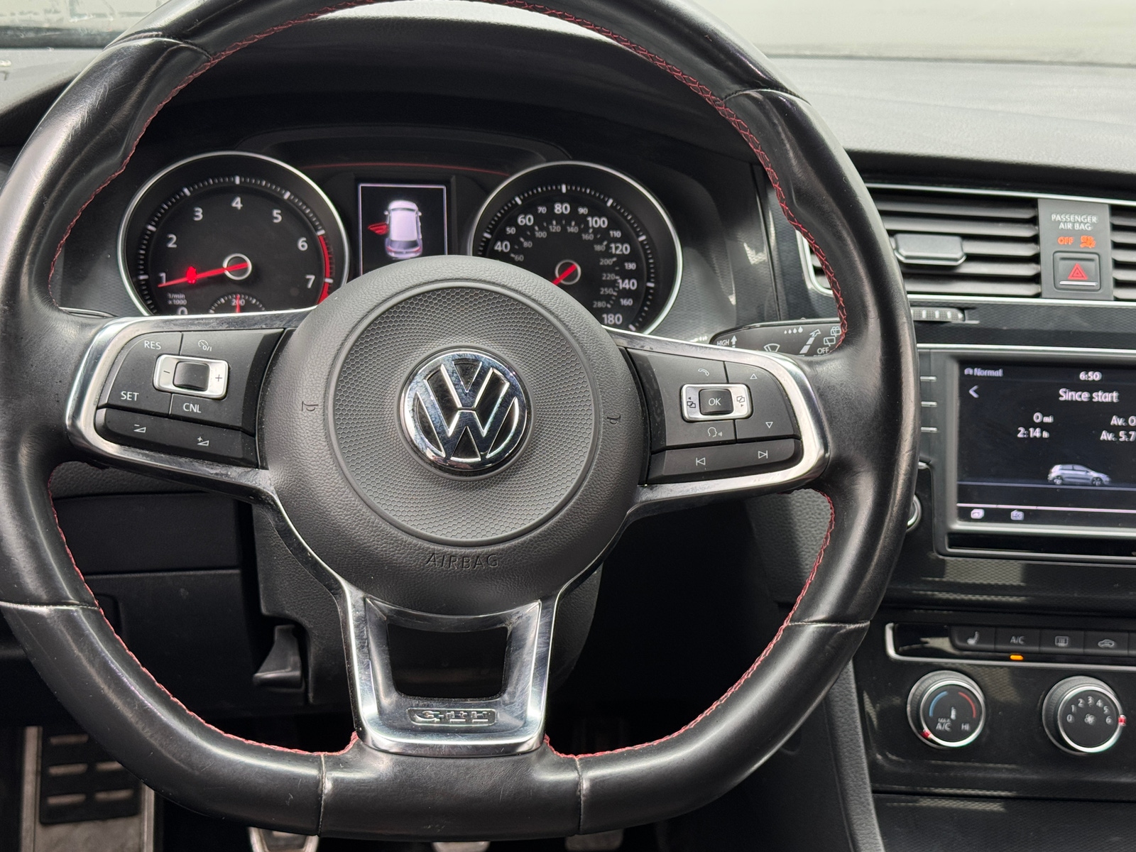 Thumbnail: 2017 Volkswagen Golf - 5